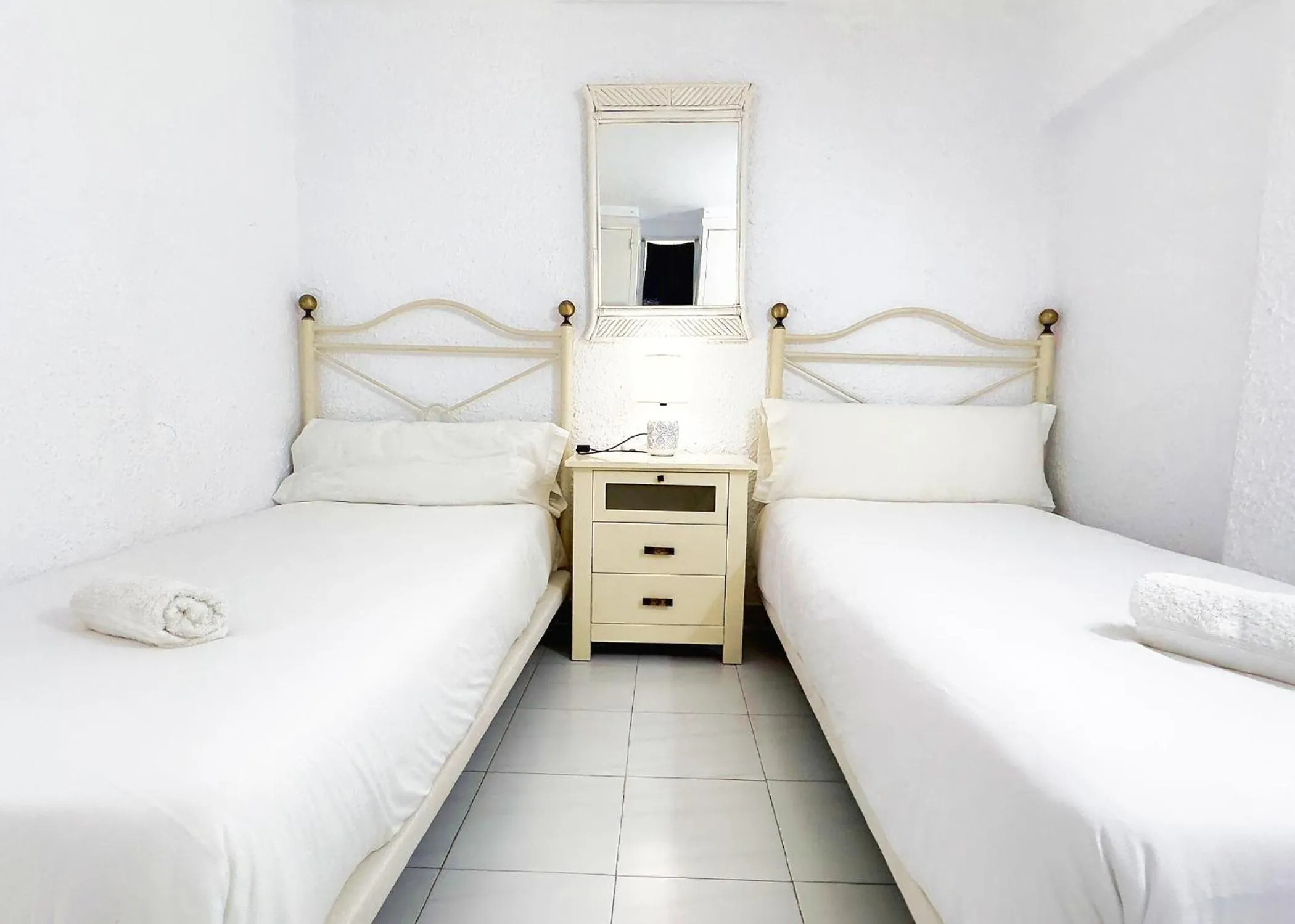 Bedroom, Bed in Skol 727 Lovely 2 Bedroom Duplex in Marbella Center