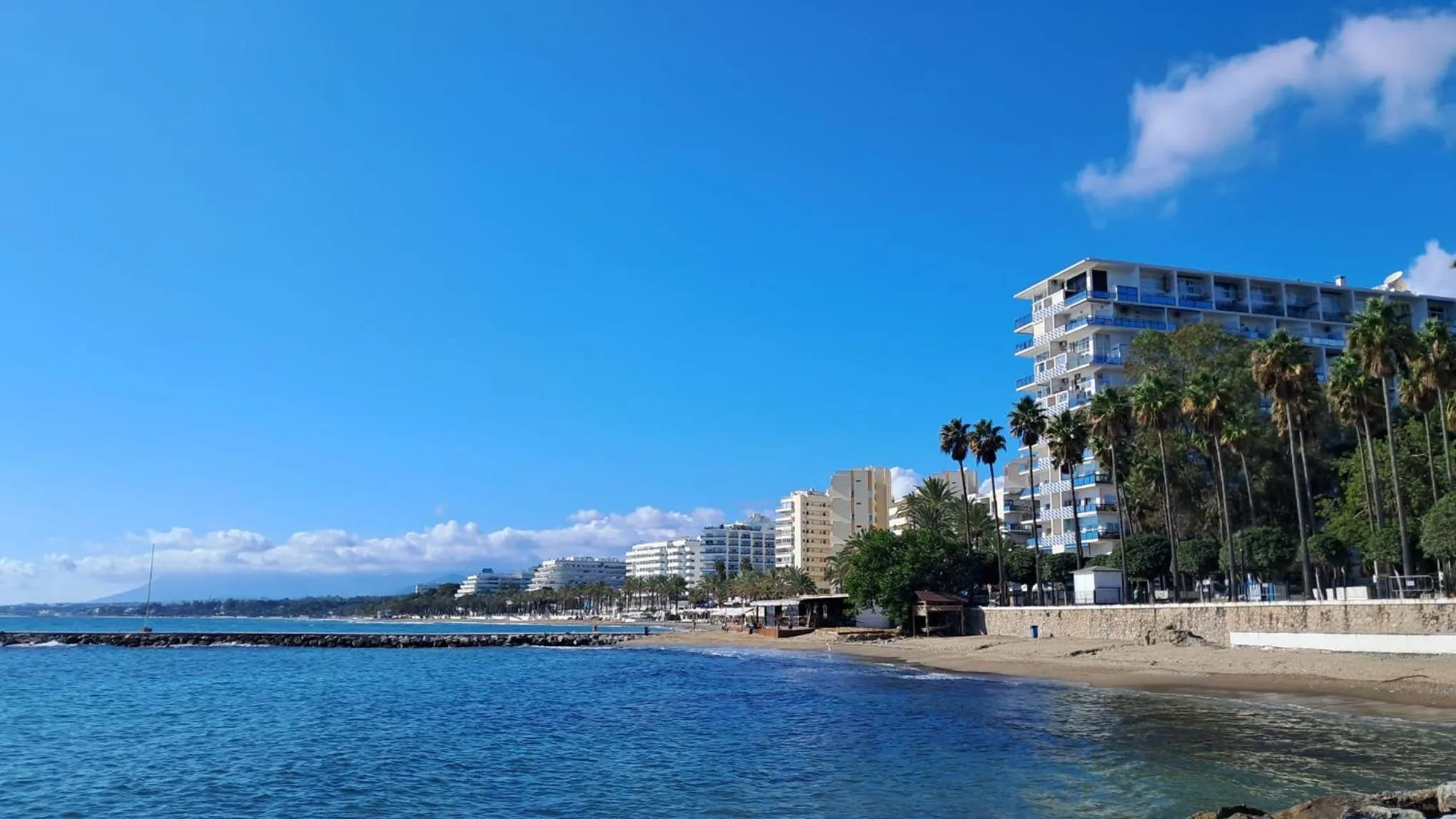 Property building in Skol 727 Lovely 2 Bedroom Duplex in Marbella Center