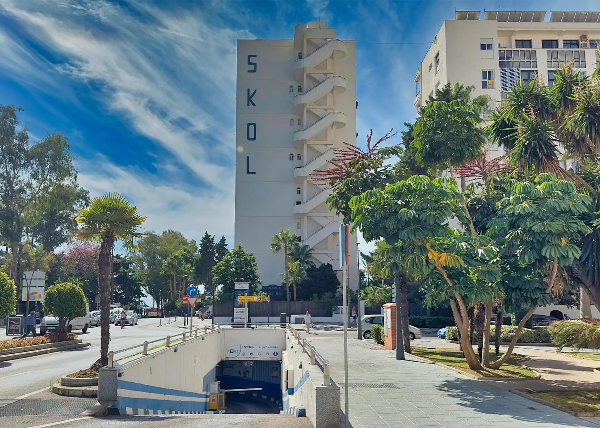 Property building in Skol 727 Lovely 2 Bedroom Duplex in Marbella Center