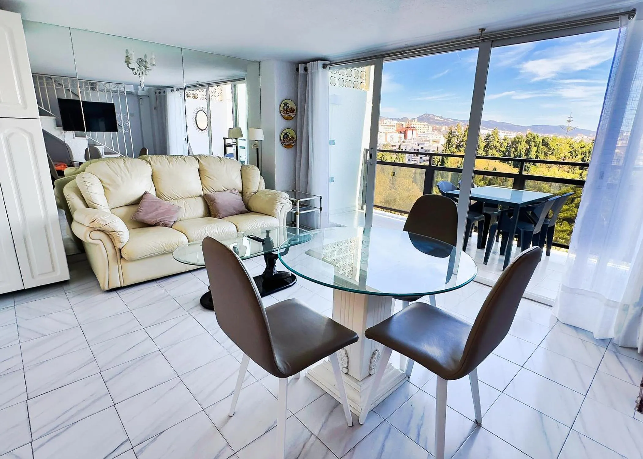 Living room in Skol 727 Lovely 2 Bedroom Duplex in Marbella Center