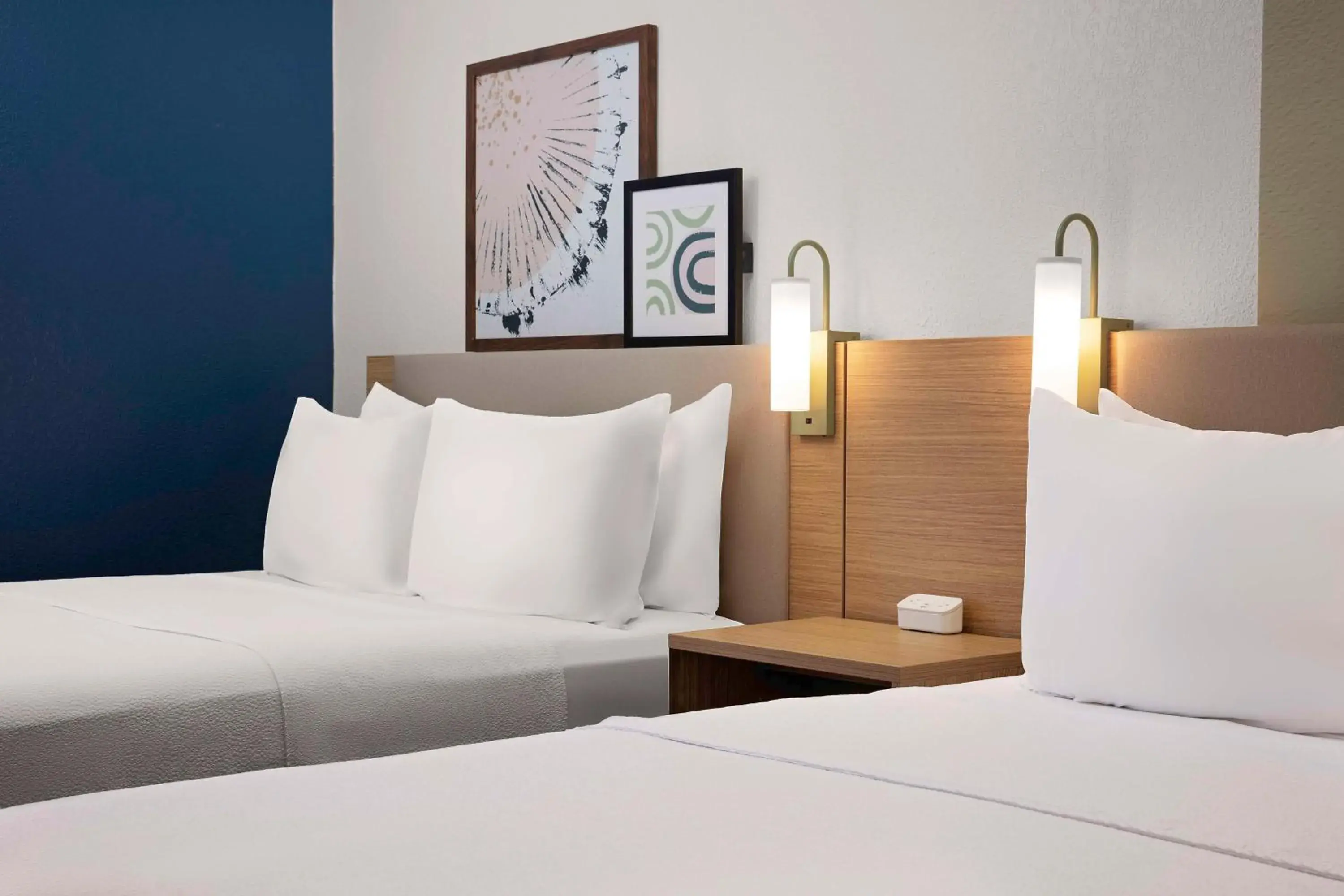 Bed in Spark by Hilton Atlanta Cumberland Ballpark Bed in Spark by Hilton Atlanta Cumberland Ballpark