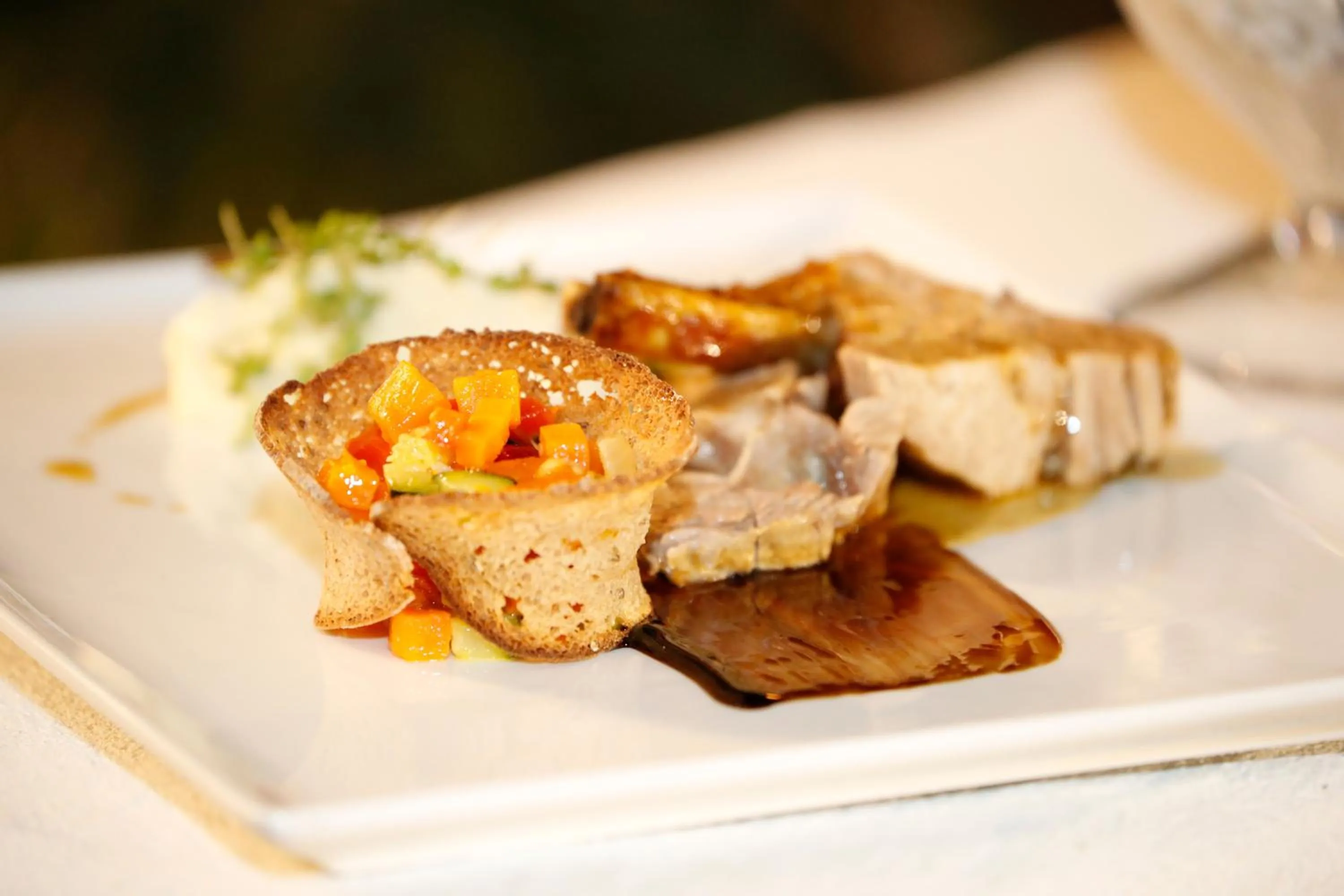 Restaurant/places to eat in Historic Hotel Alte Goste