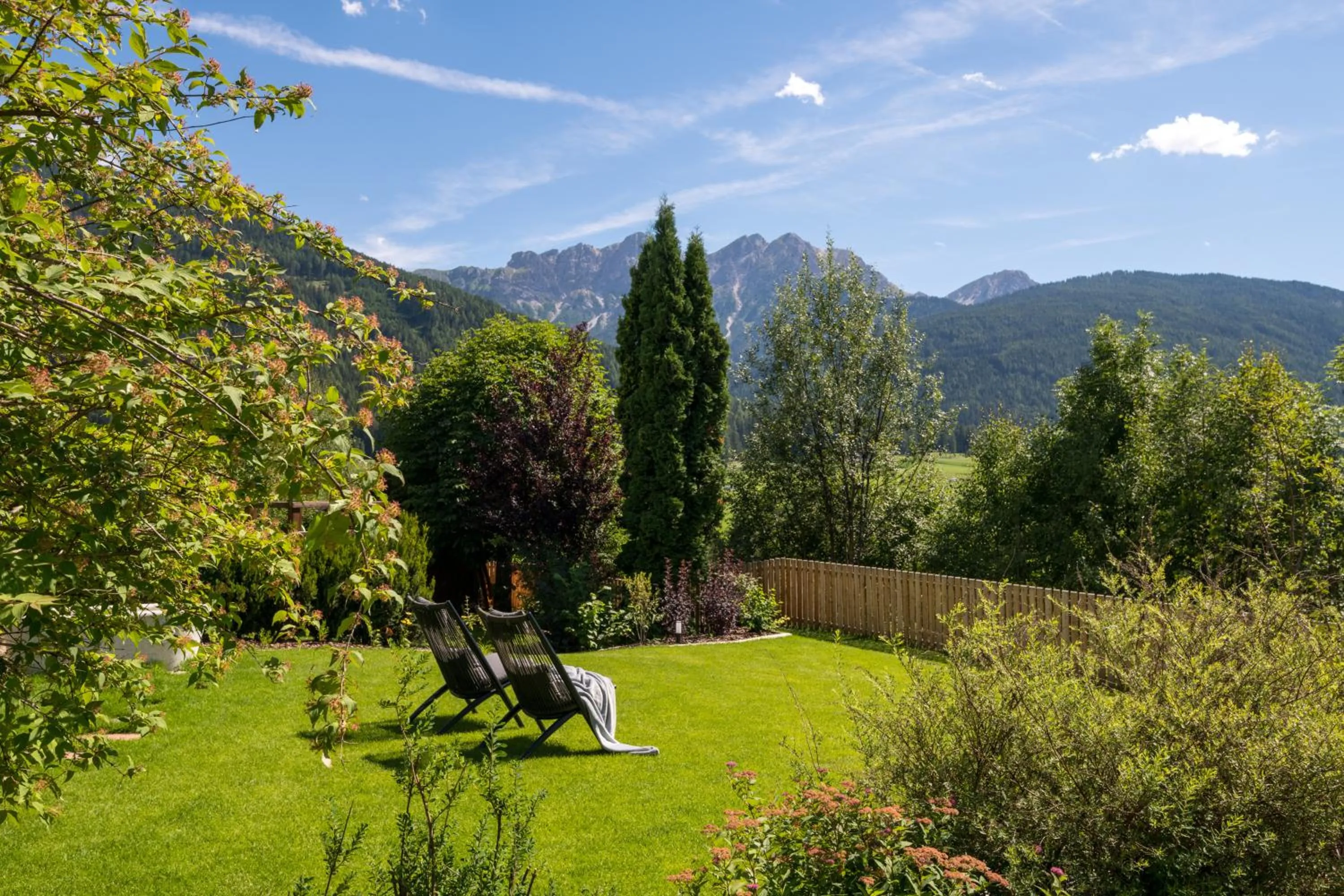 Garden in Historic Hotel Alte Goste