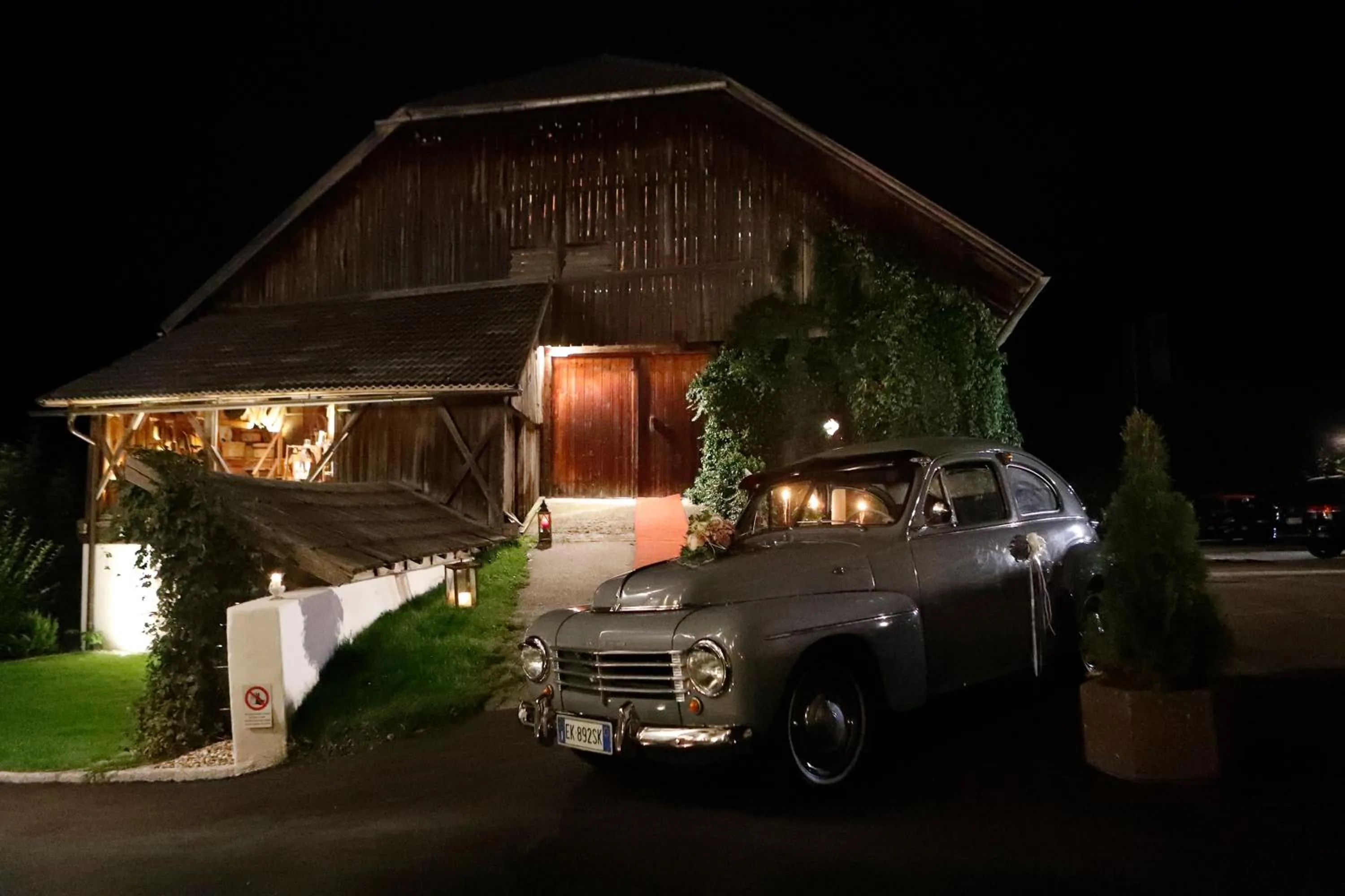 Restaurant/places to eat in Historic Hotel Alte Goste