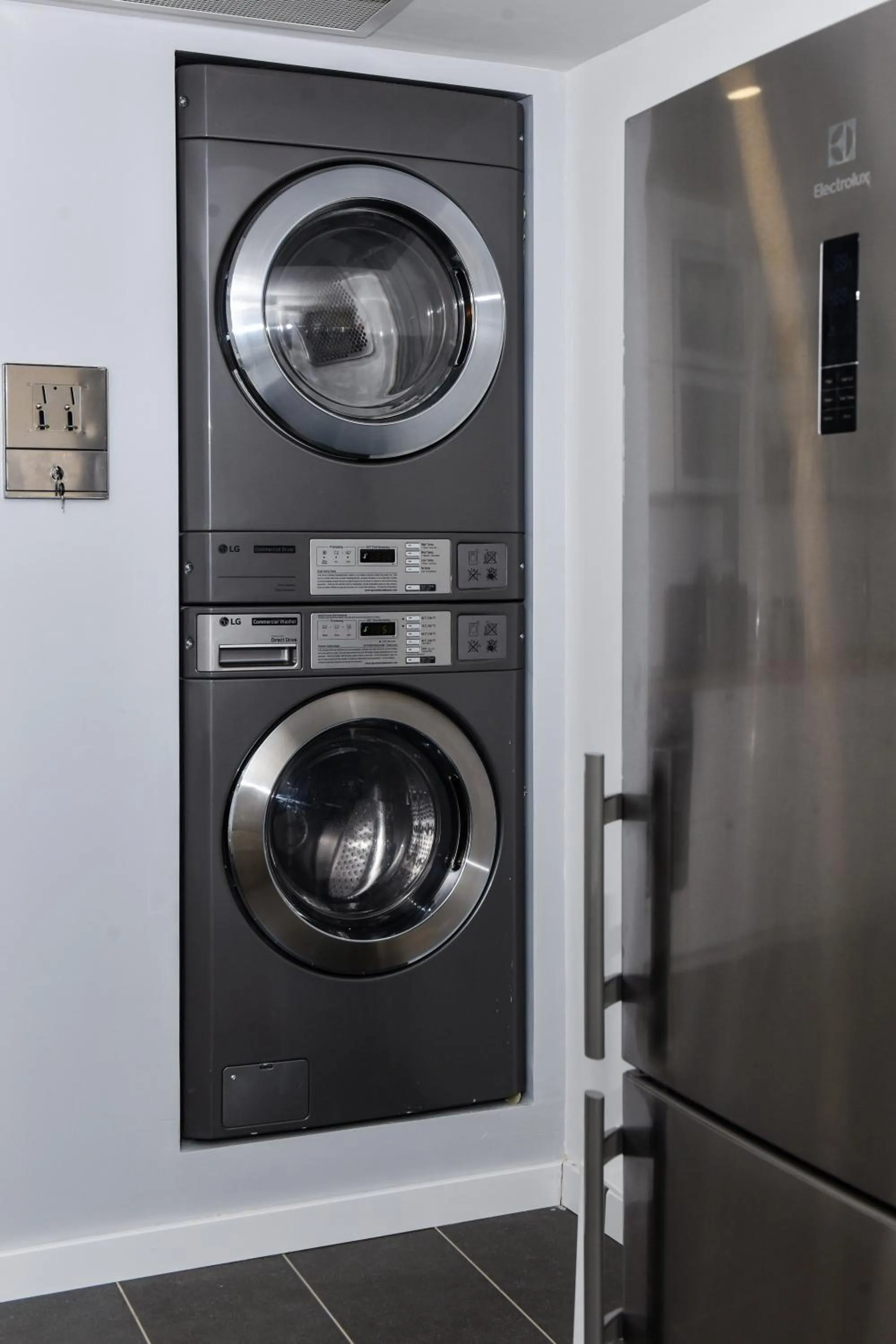 Communal kitchen in Rooms at Zajčeva 34