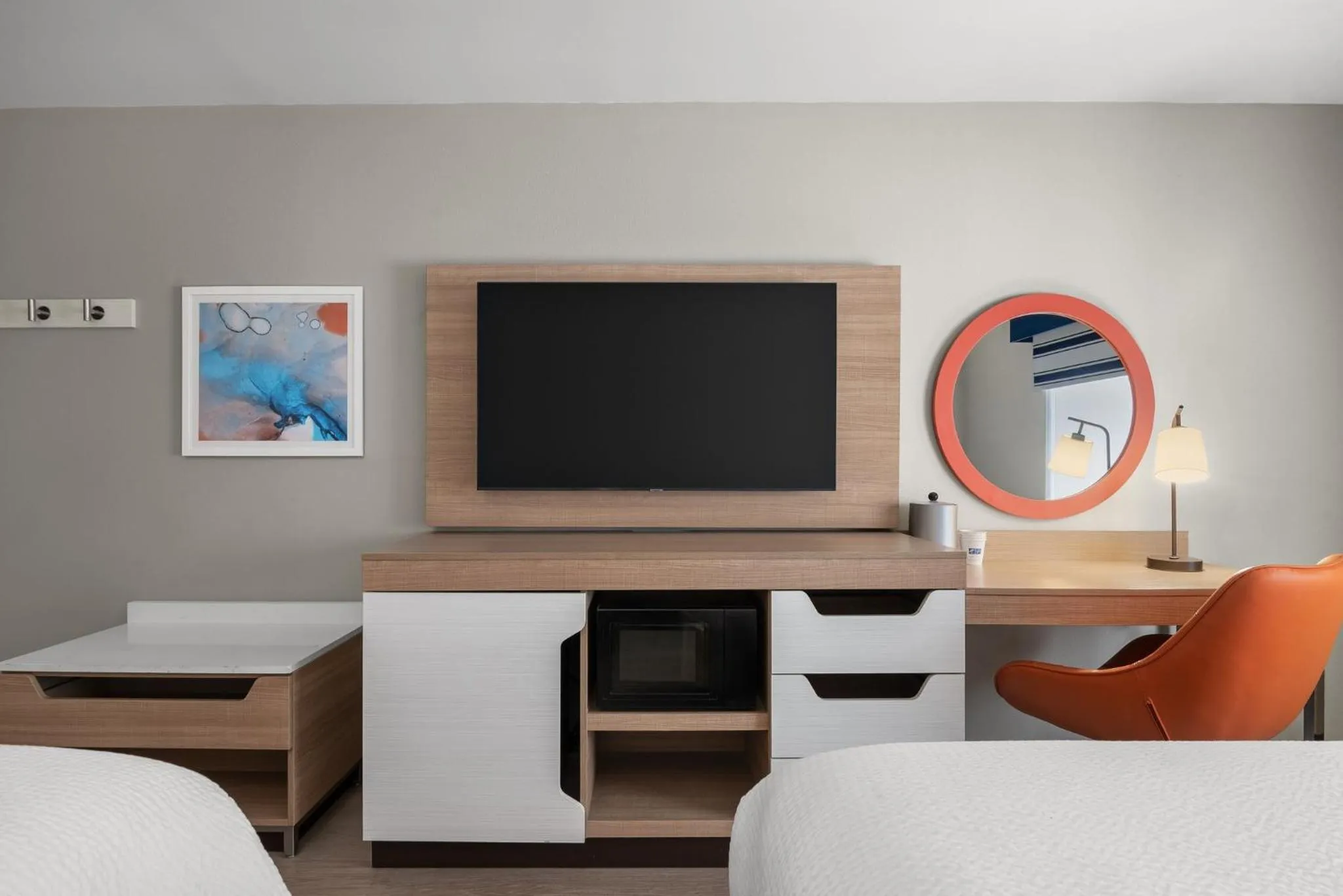 Photo of the whole room, Bed in Holiday Inn Express & Suites Destin - Miramar Beach by IHG