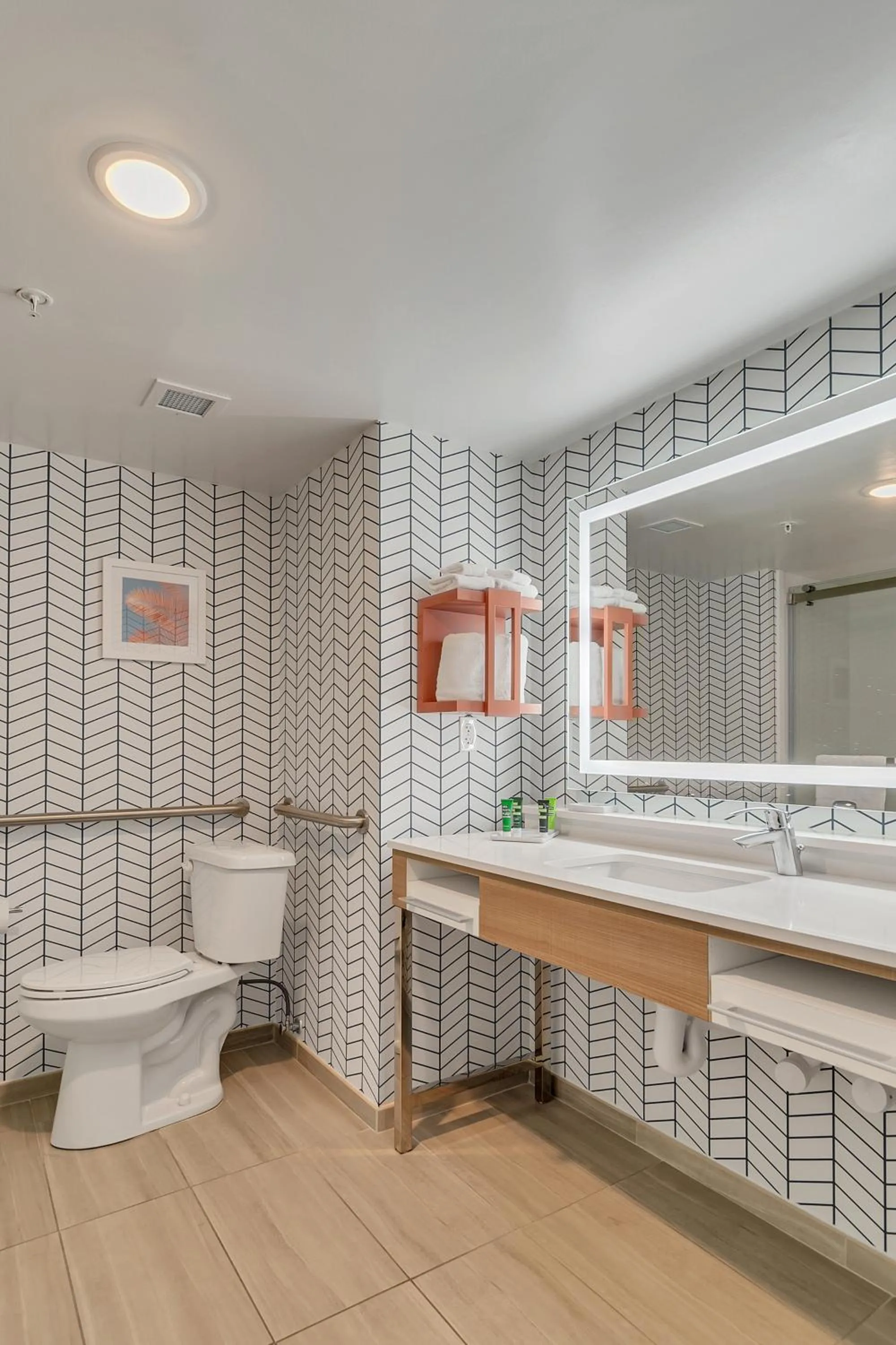 Shower, Bathroom in Hampton Inn & Suites Destin Sandestin Area