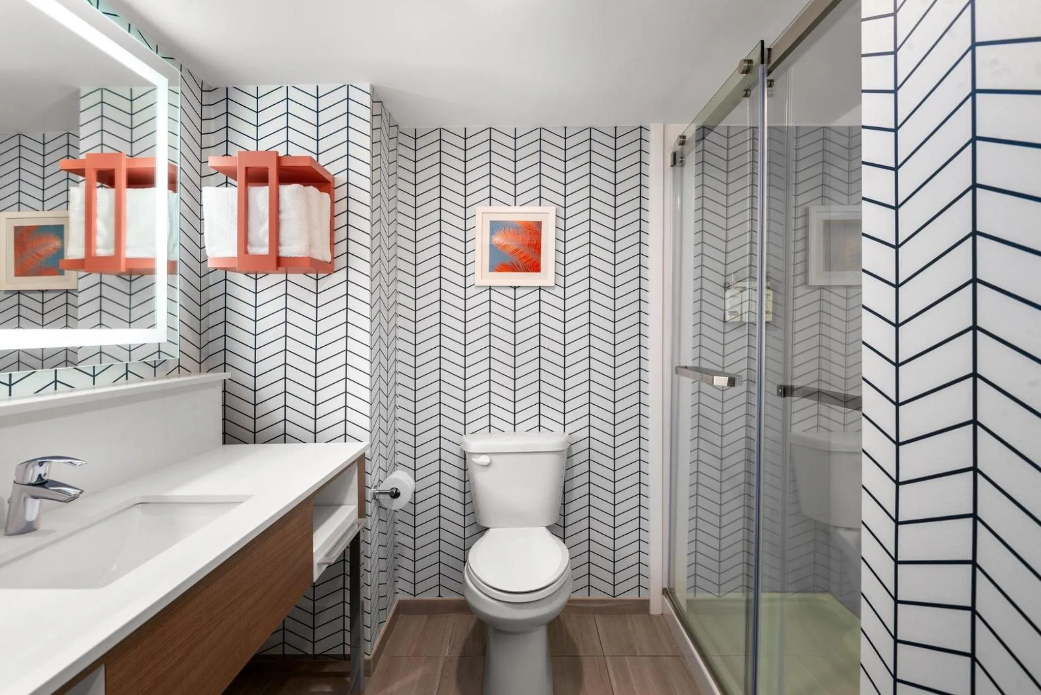 Photo of the whole room in Holiday Inn Express & Suites Destin - Miramar Beach by IHG