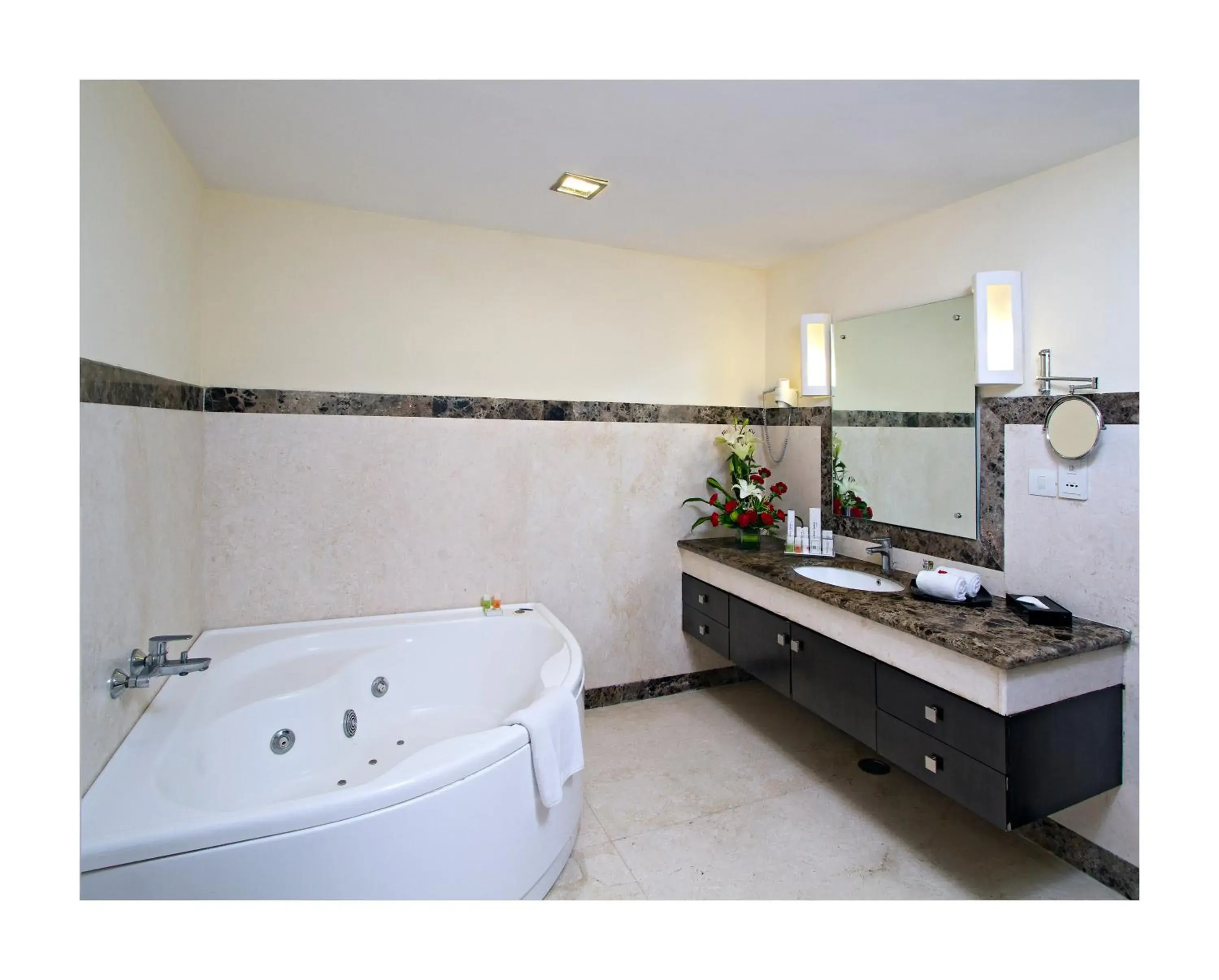 Bathroom in Clarks Exotica Convention Resort & Spa Bathroom in Clarks Exotica Convention Resort & Spa