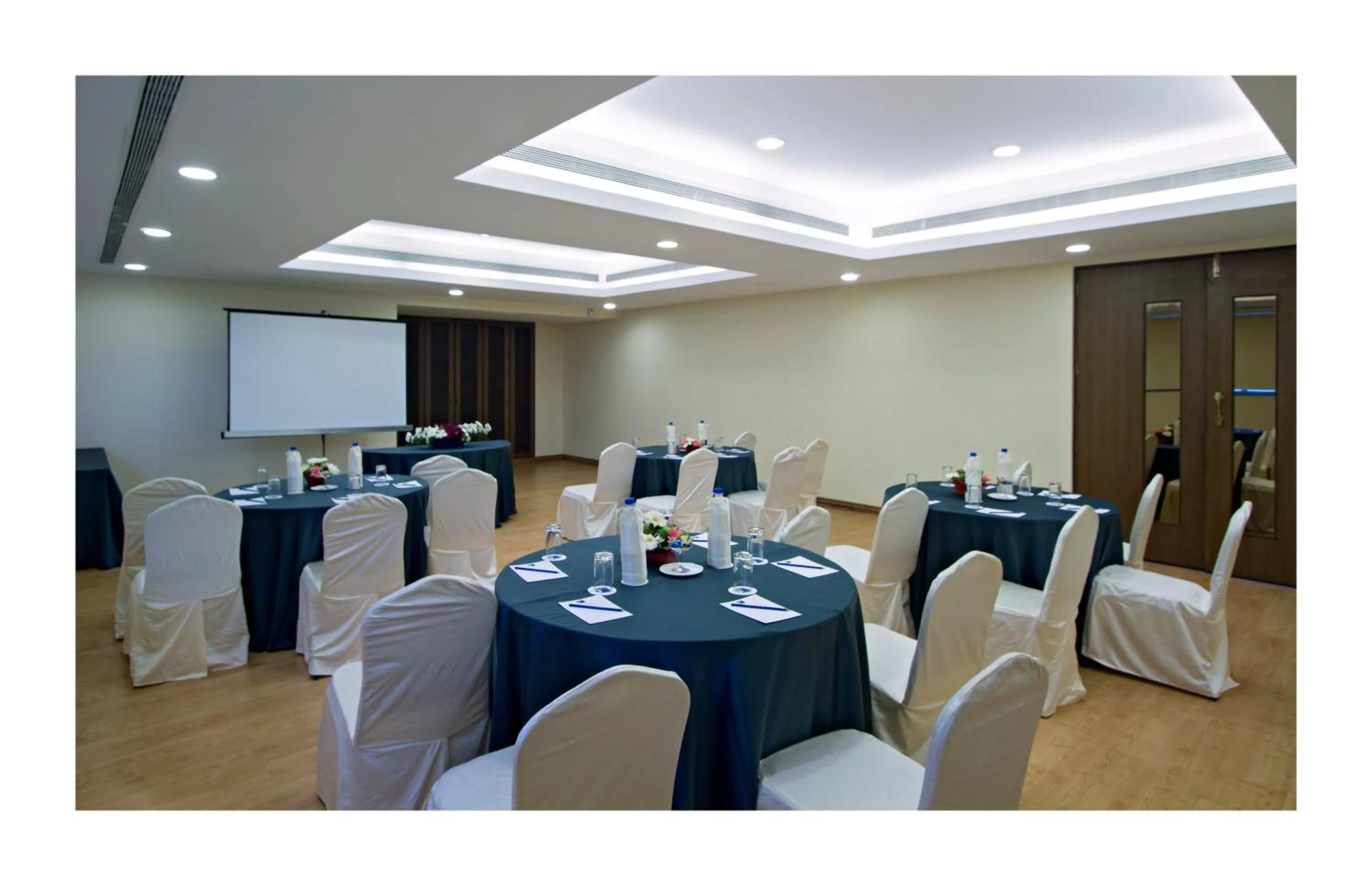 Area and facilities in Clarks Exotica Convention Resort & Spa