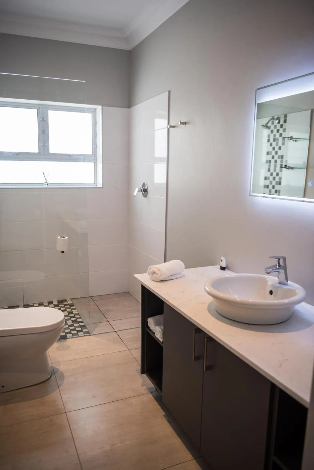 Bathroom in The Whale on Main B&B