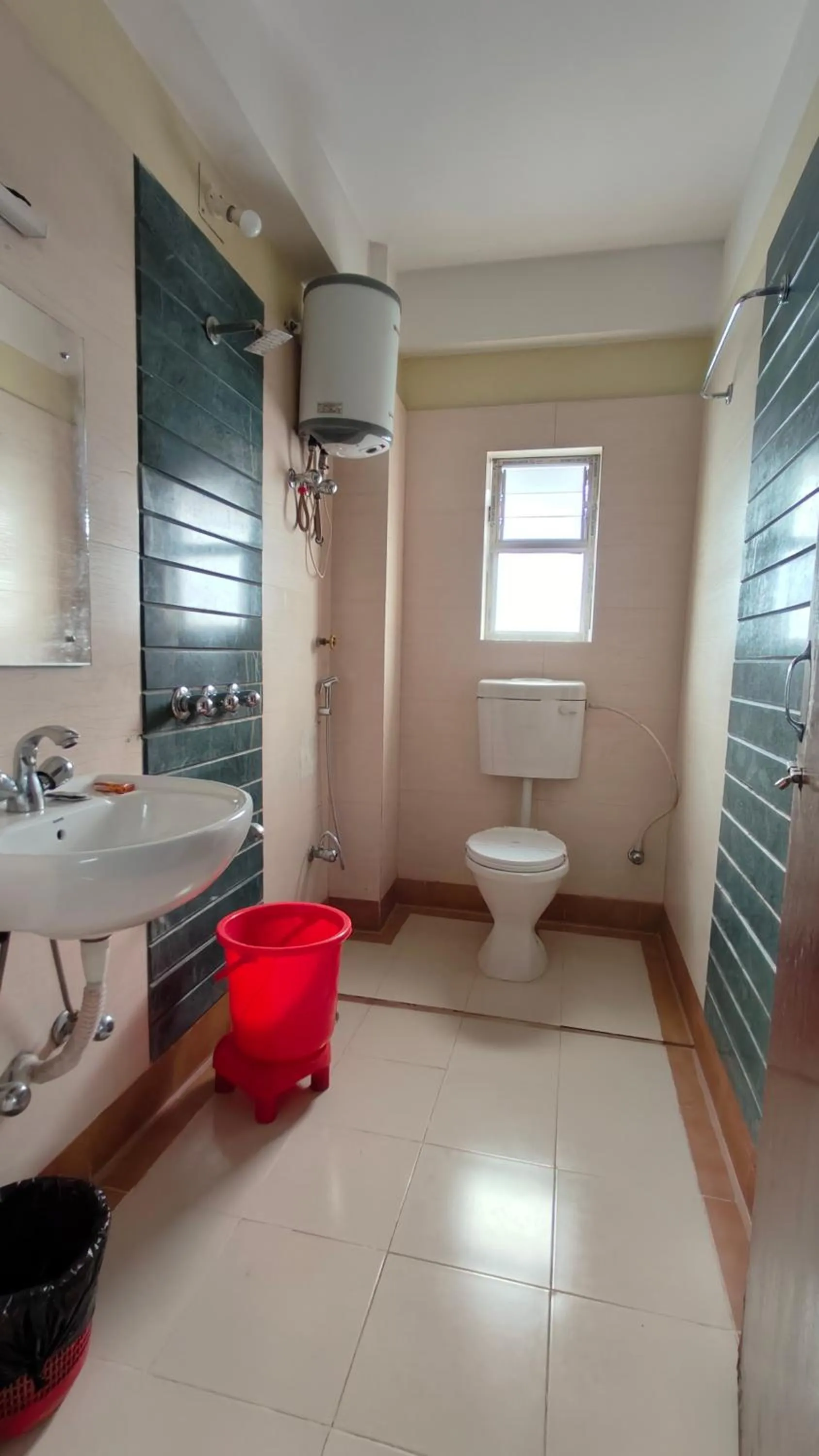 Toilet in HOTEL NILADRII GALAXY