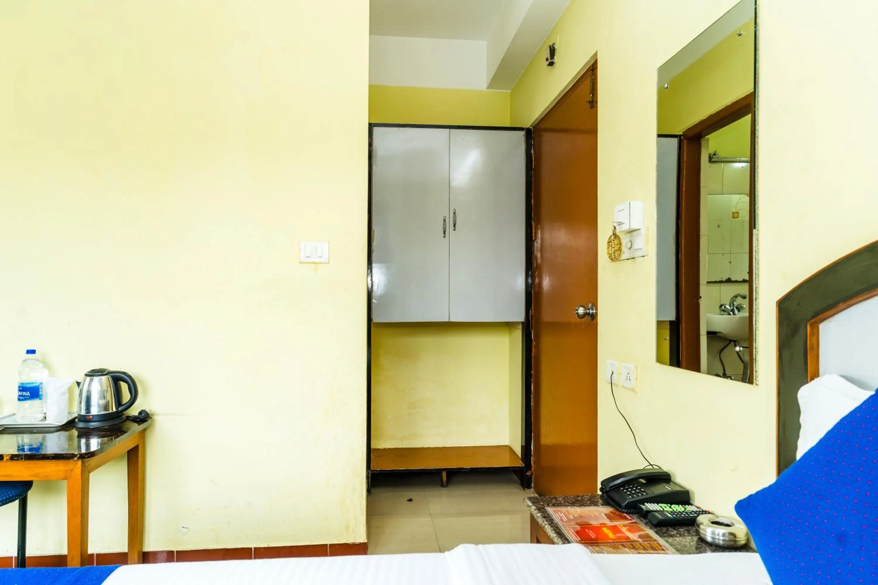 Bedroom, Bed in HOTEL NILADRII GALAXY