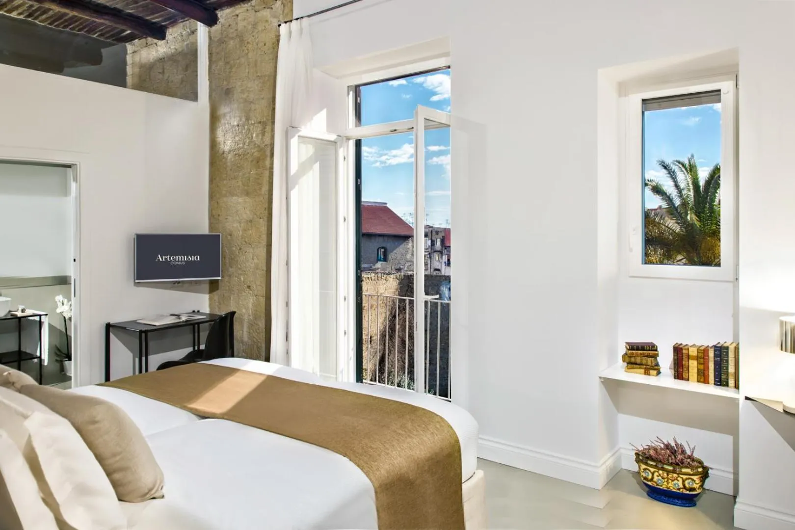 TV and multimedia in Artemisia Domus - Centro Storico