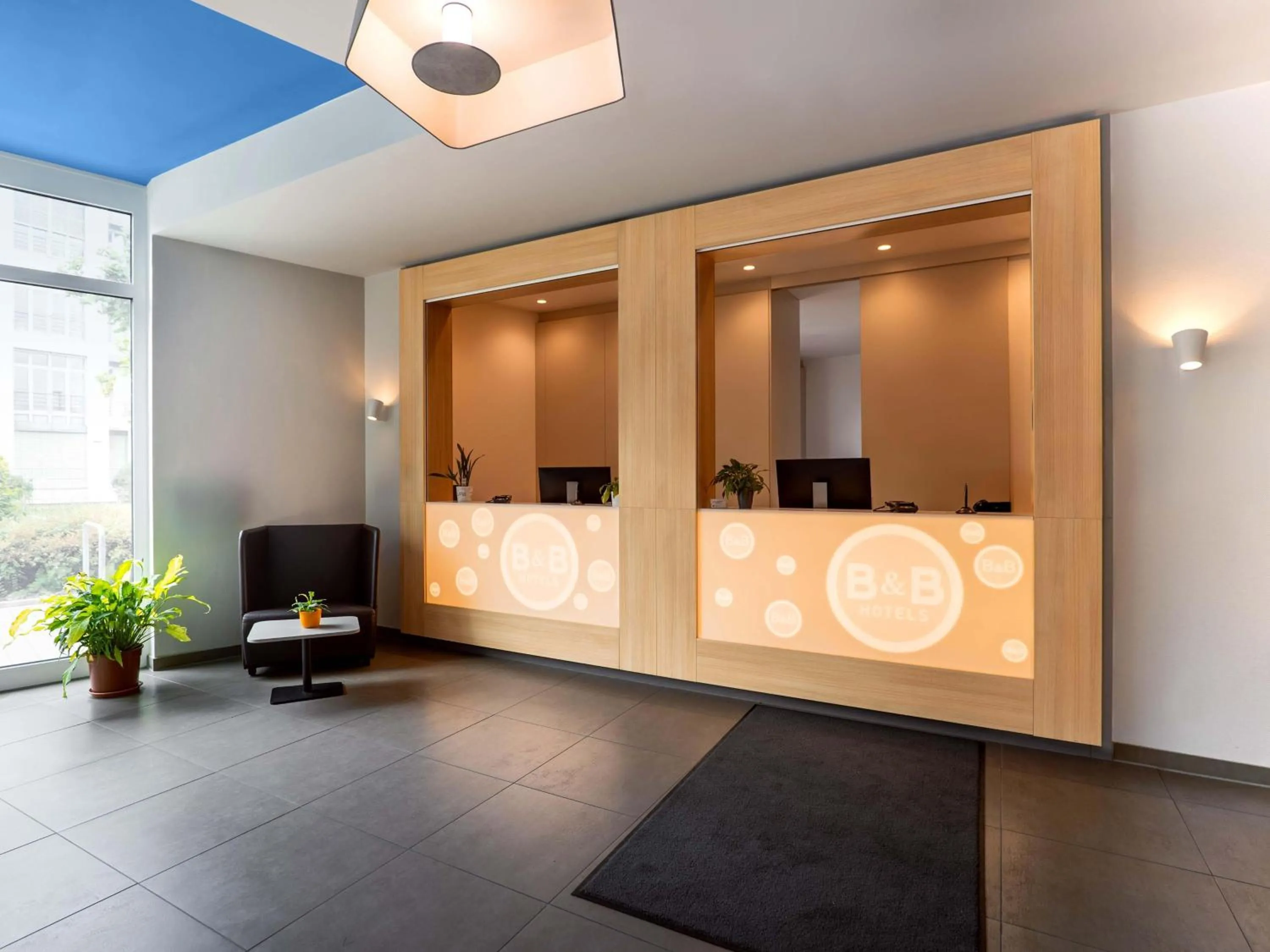 Lobby or reception in B&B Hotel Stuttgart-Airport/Messe