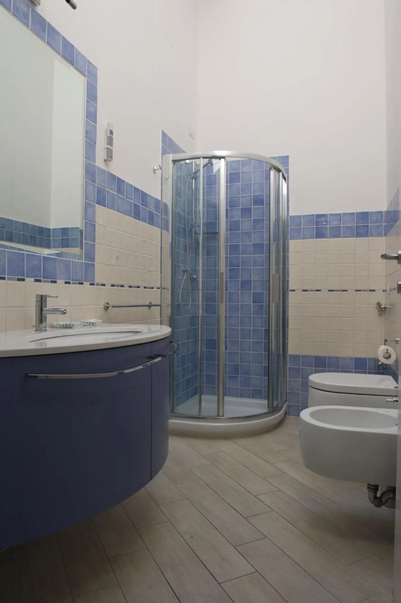 Camera & Caffè Cenni