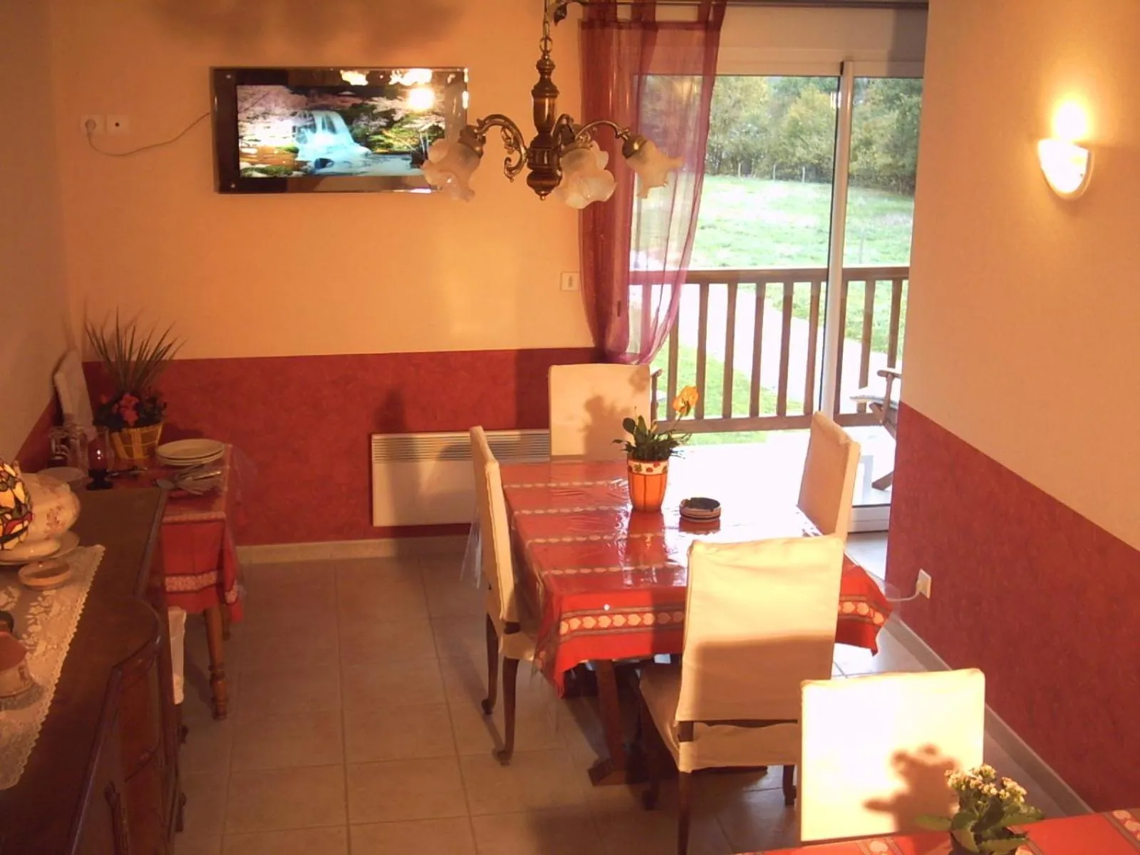Dining area in Chambres d'Hôtes La Balaguère