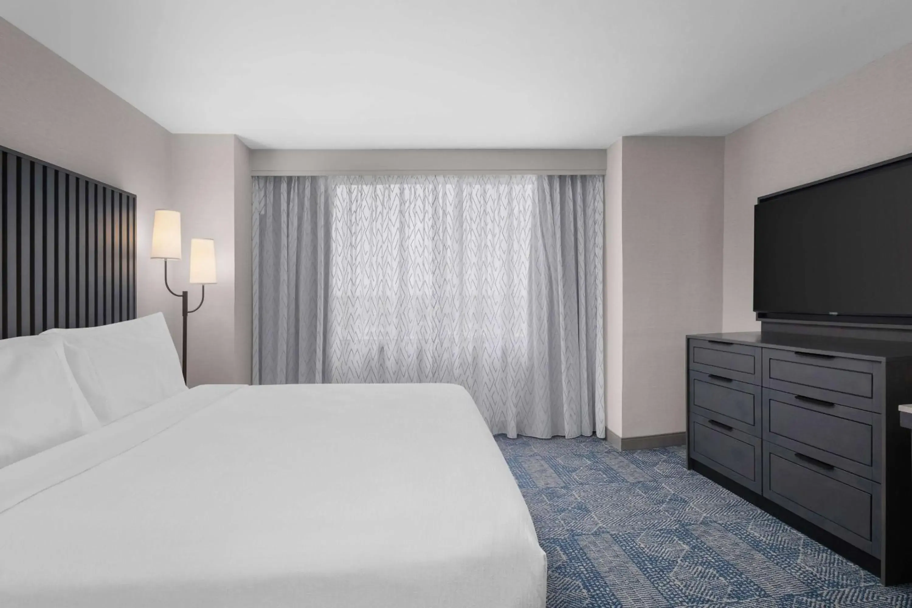 Bed in Embassy Suites by Hilton El Paso Bed in Embassy Suites by Hilton El Paso