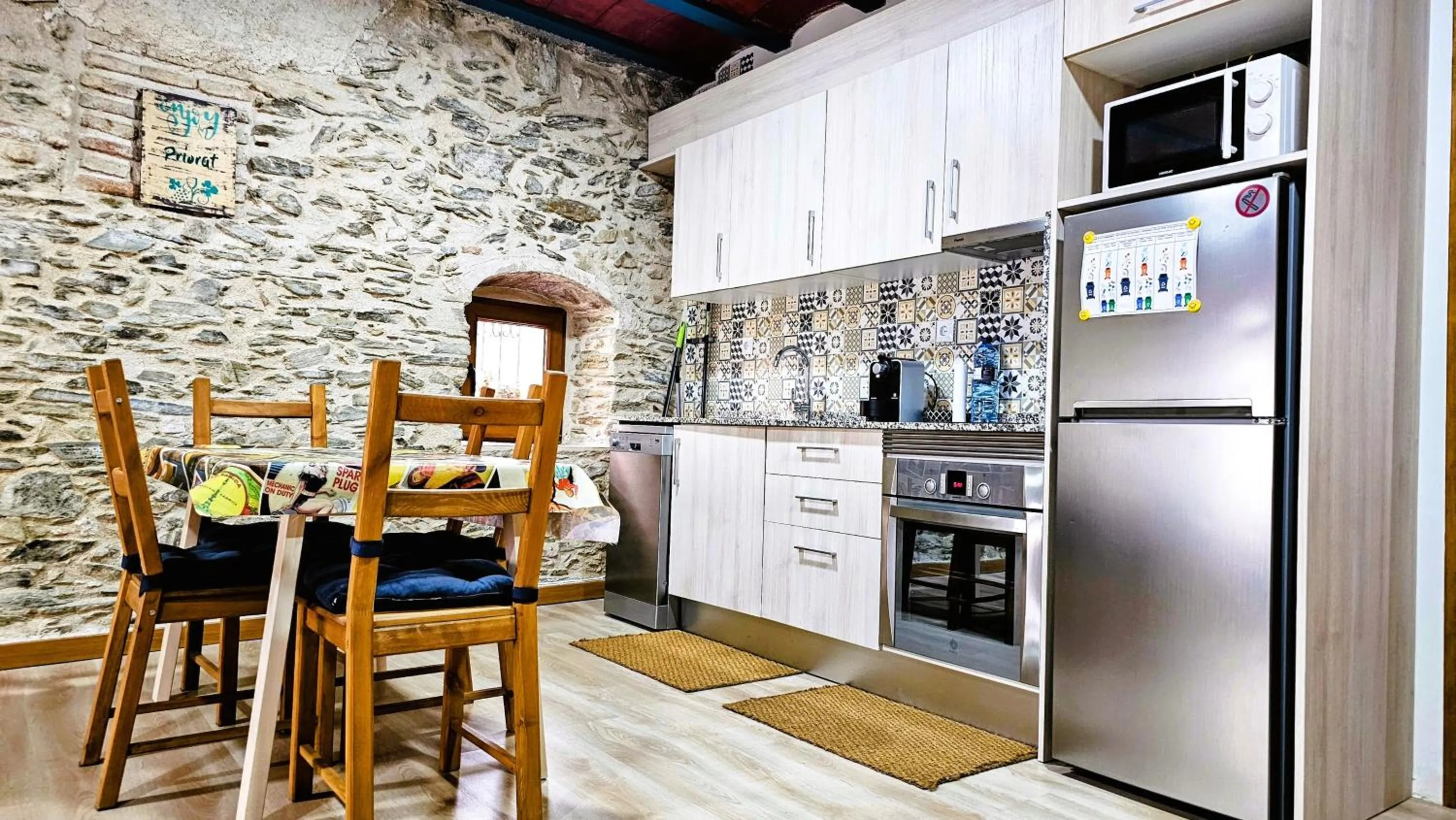 Kitchen or kitchenette in Ca l'Aixut Turismo Rural
