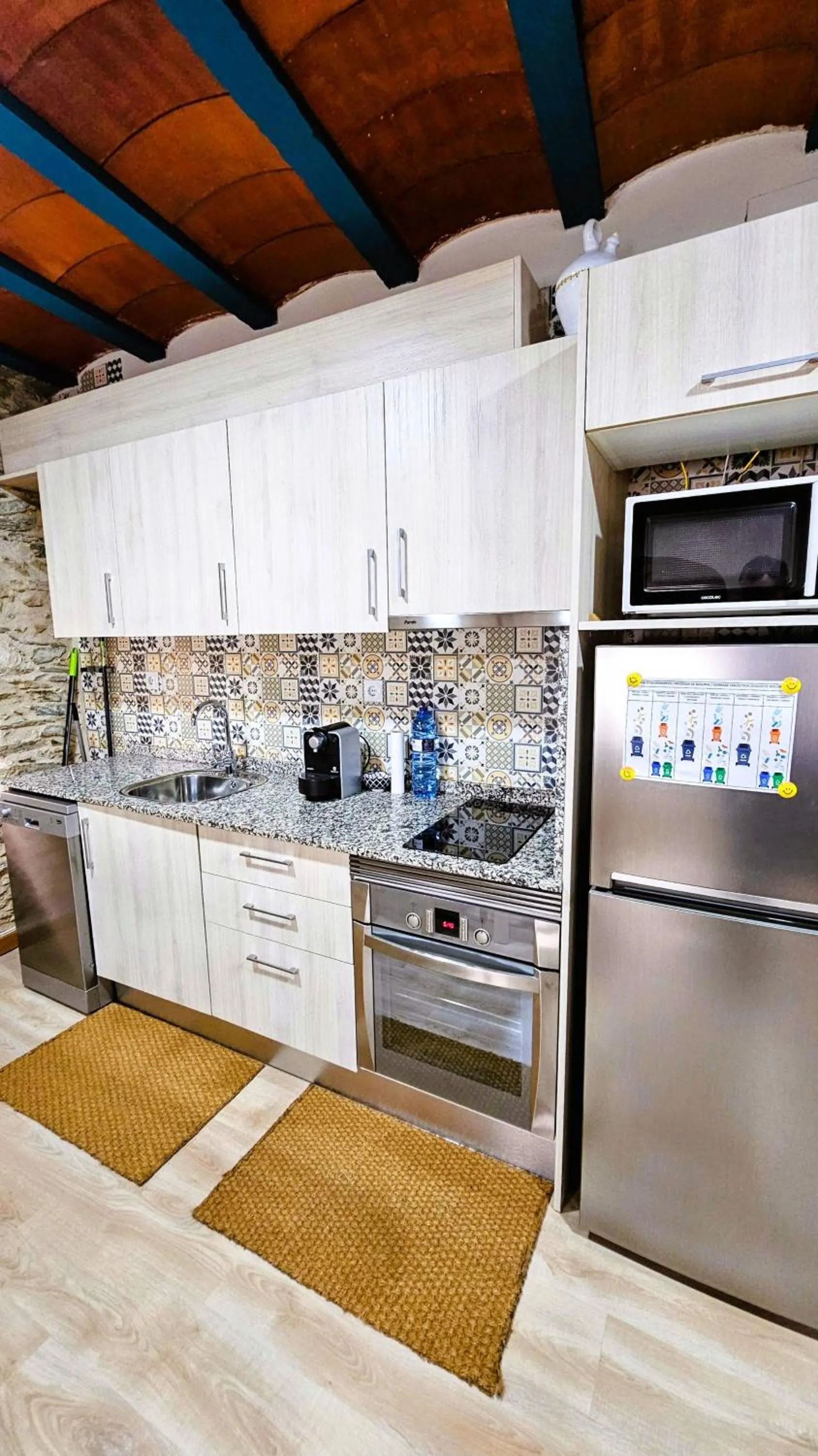 Kitchen or kitchenette in Ca l'Aixut Turismo Rural