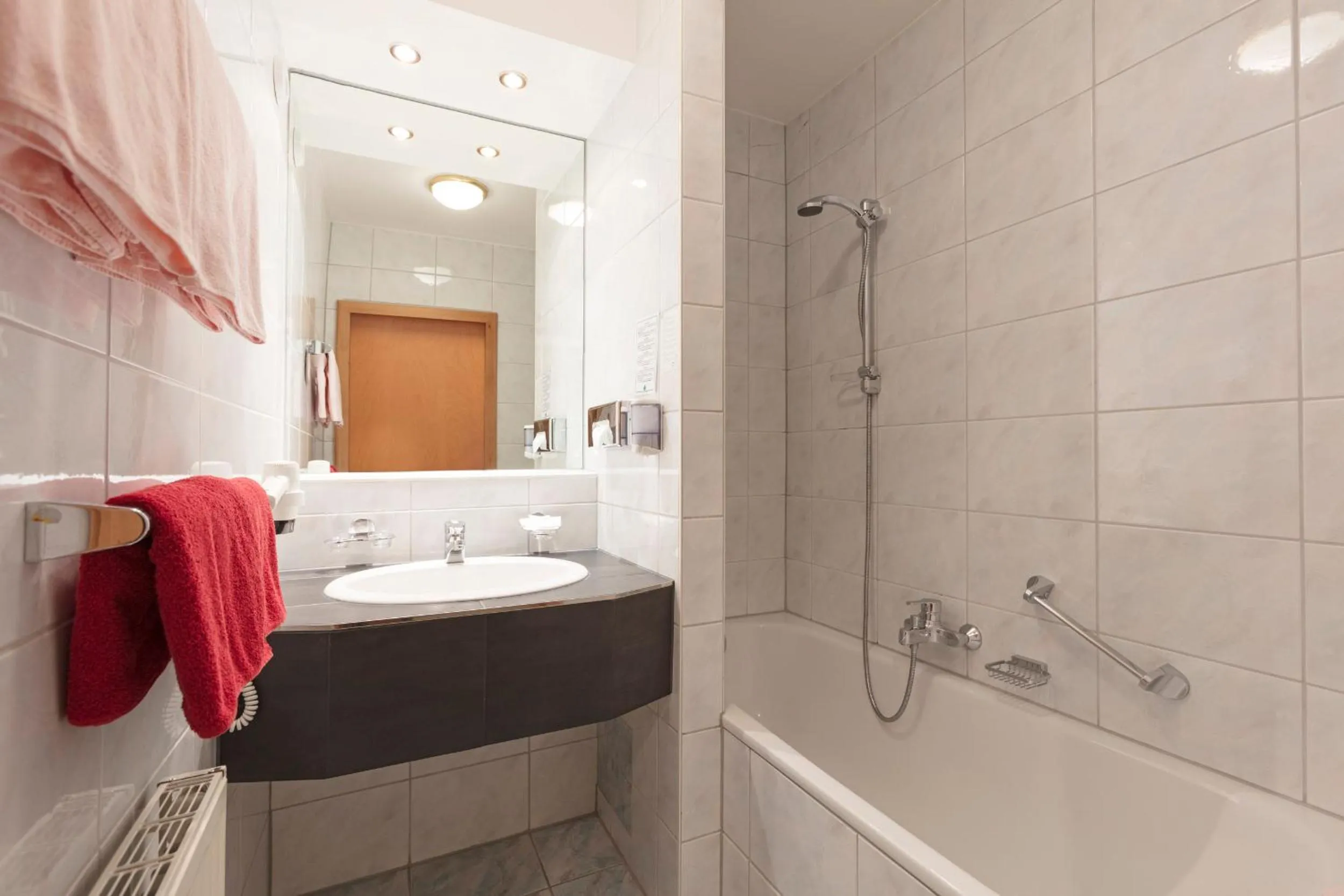 Bathroom in Hotel Andreas Hofer