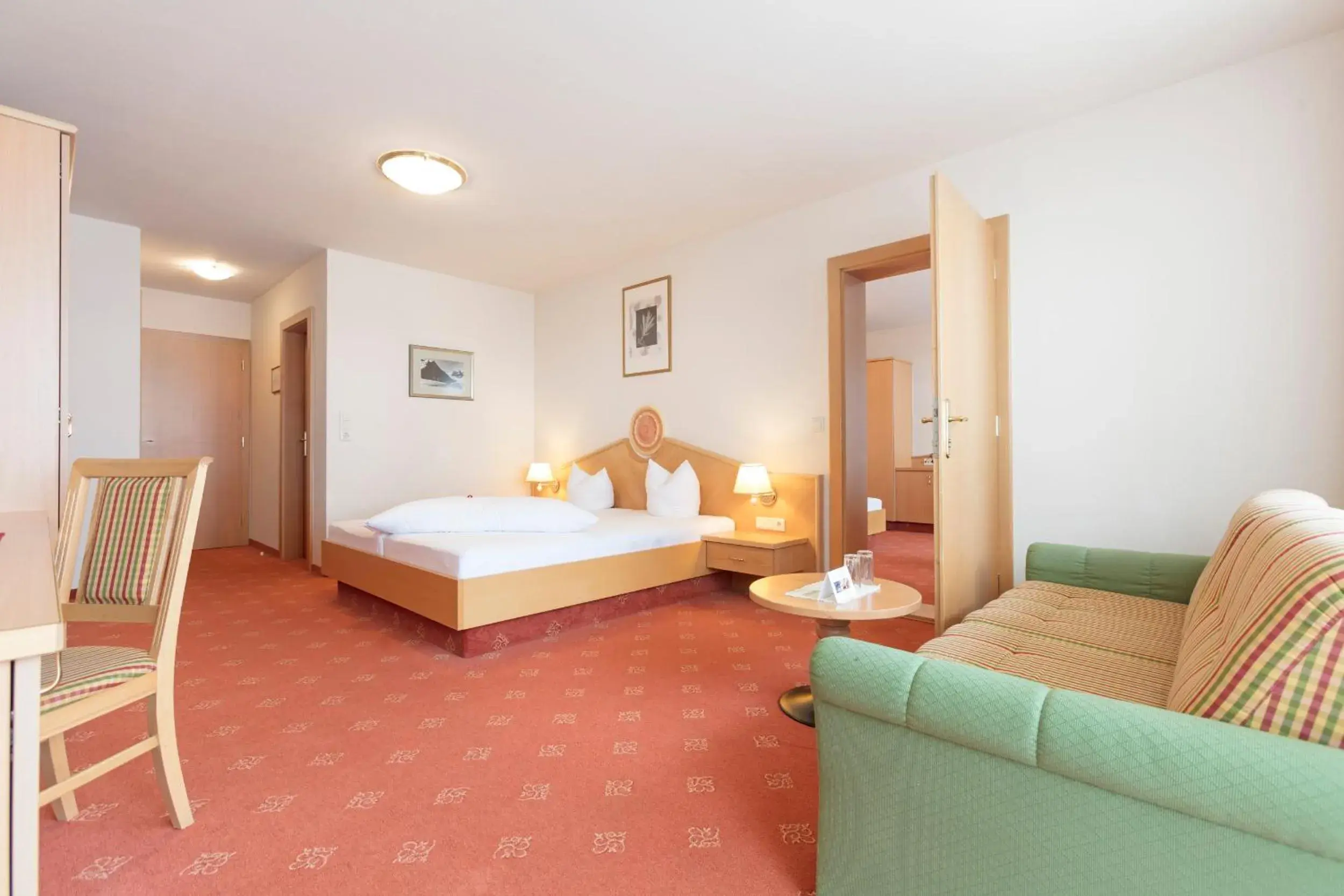 Two-Bedroom Apartment in Hotel Andreas Hofer Two-Bedroom Apartment in Hotel Andreas Hofer