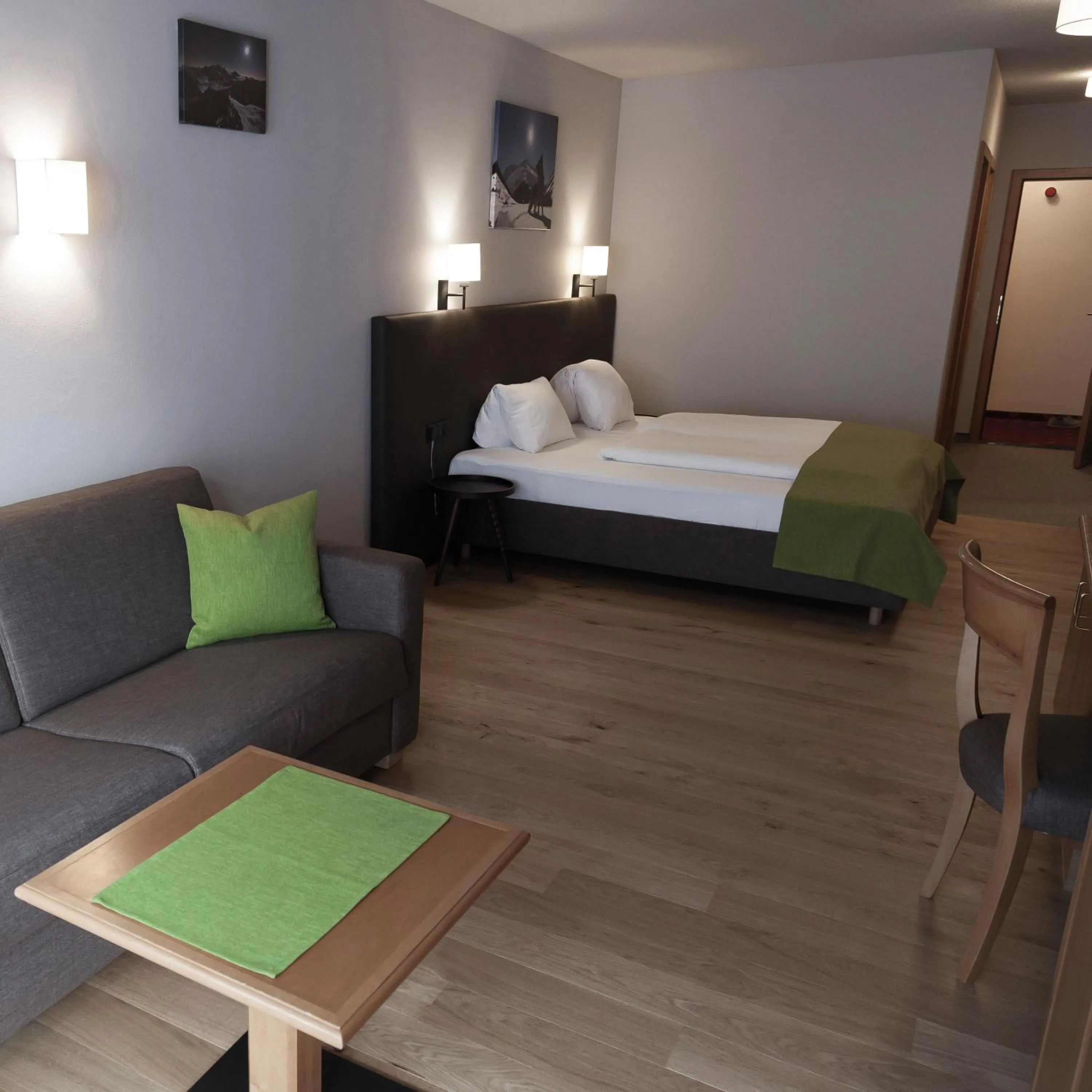 Photo of the whole room, Bed in Hotel Andreas Hofer