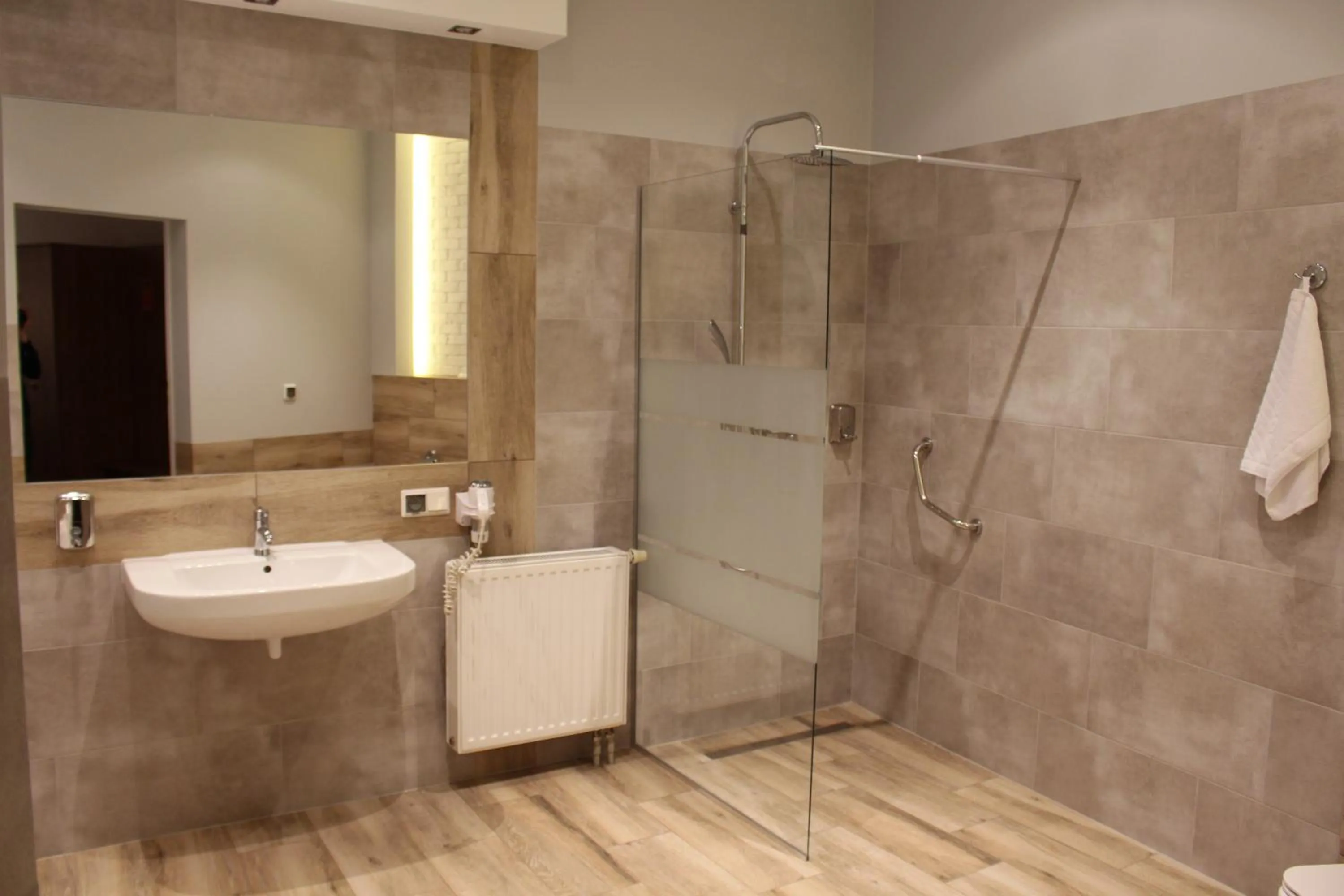 Shower in Hotel Jan Sander