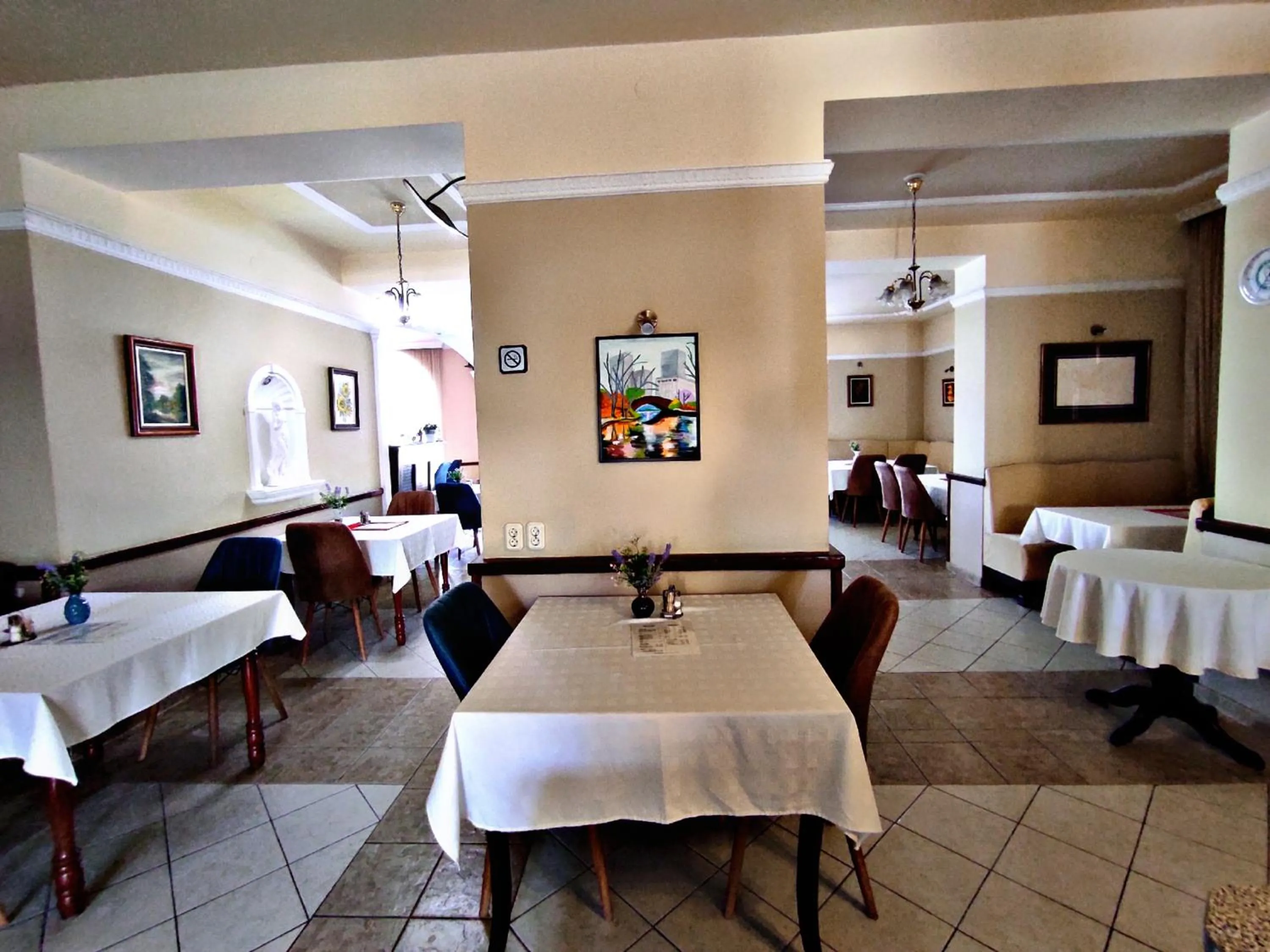 Restaurant/places to eat in Átrium Hotel Harkány