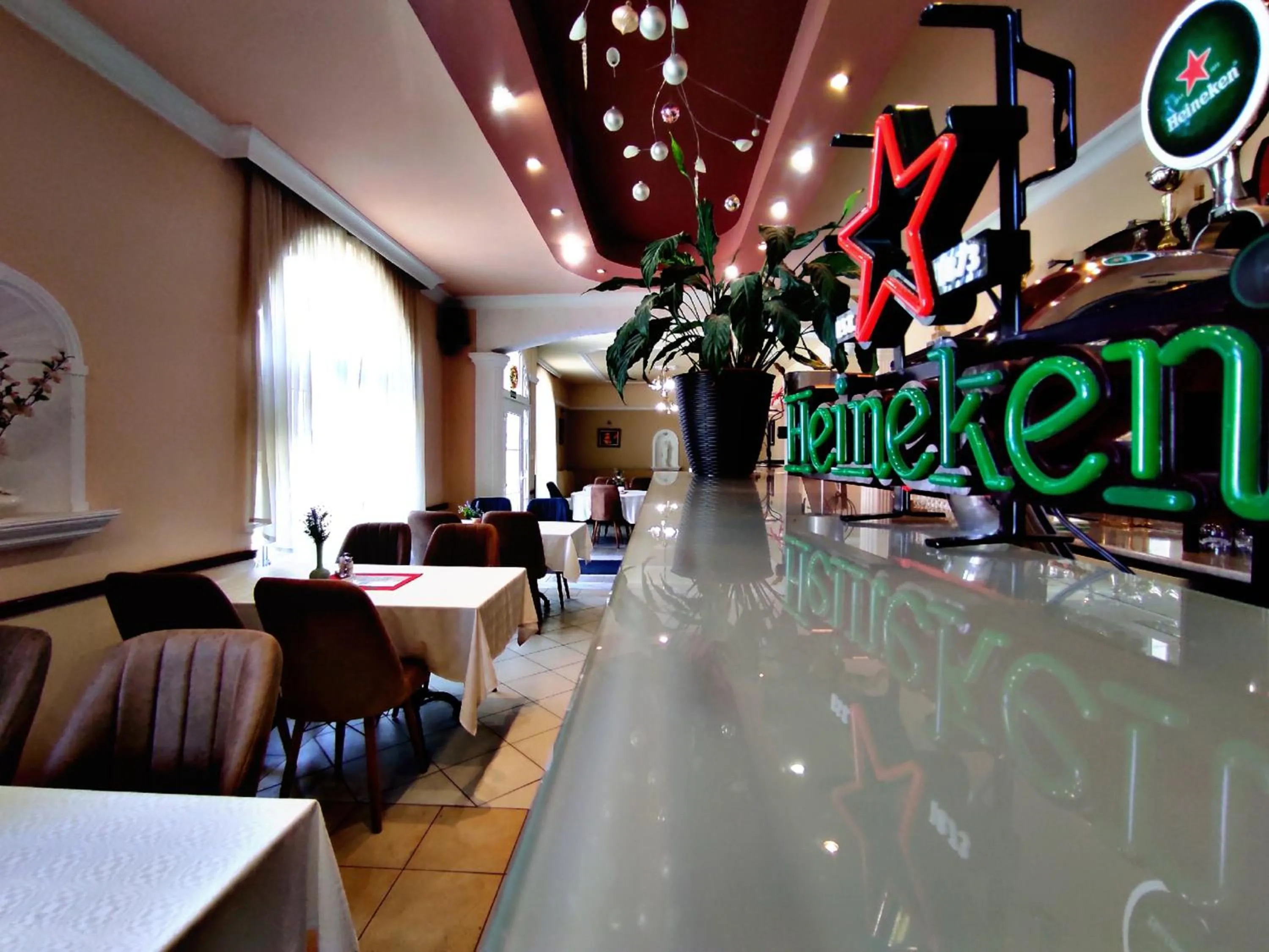 Lounge or bar in Átrium Hotel Harkány