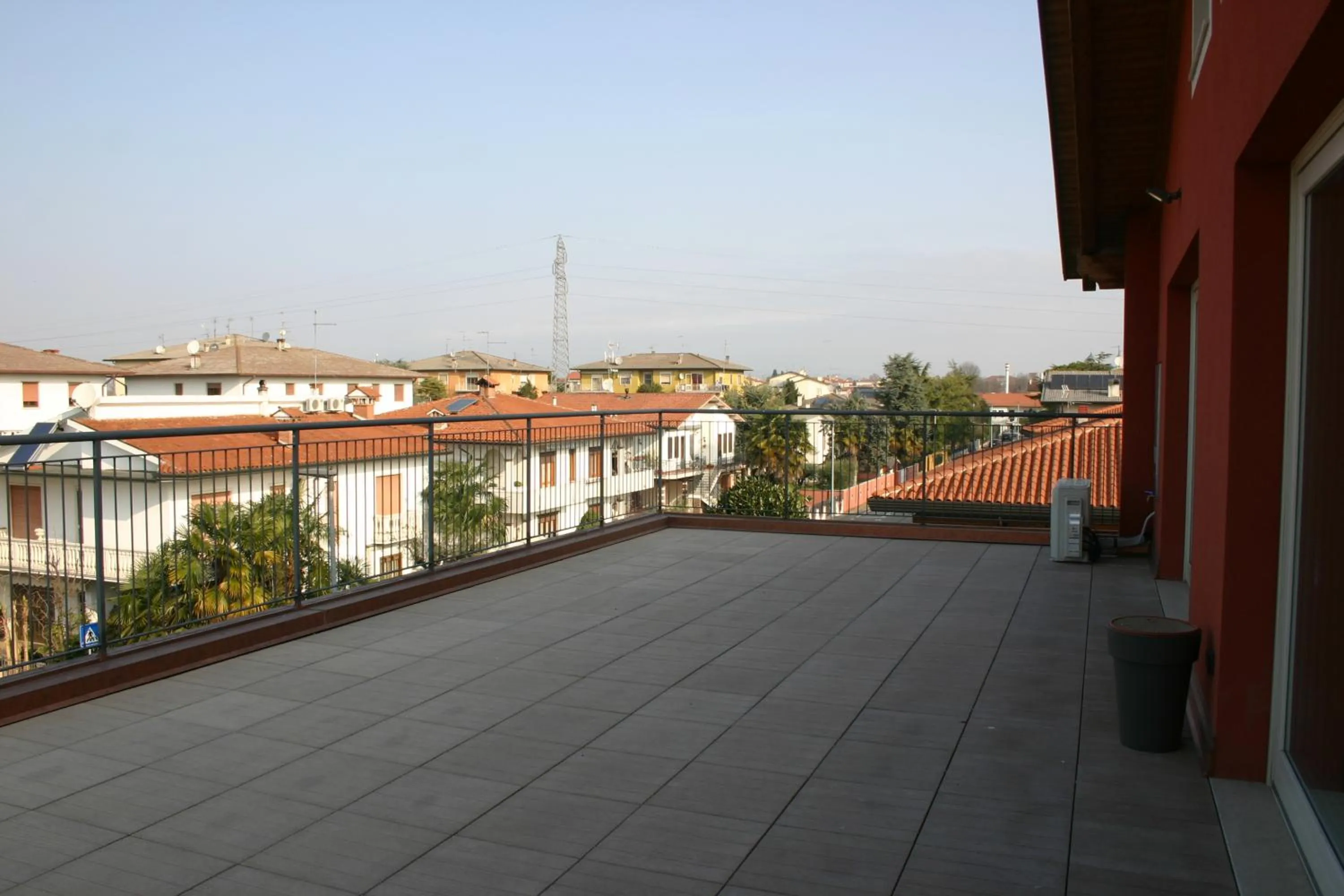 Large Double Room - single occupancy in Via Venezia Accomodating Solutions
