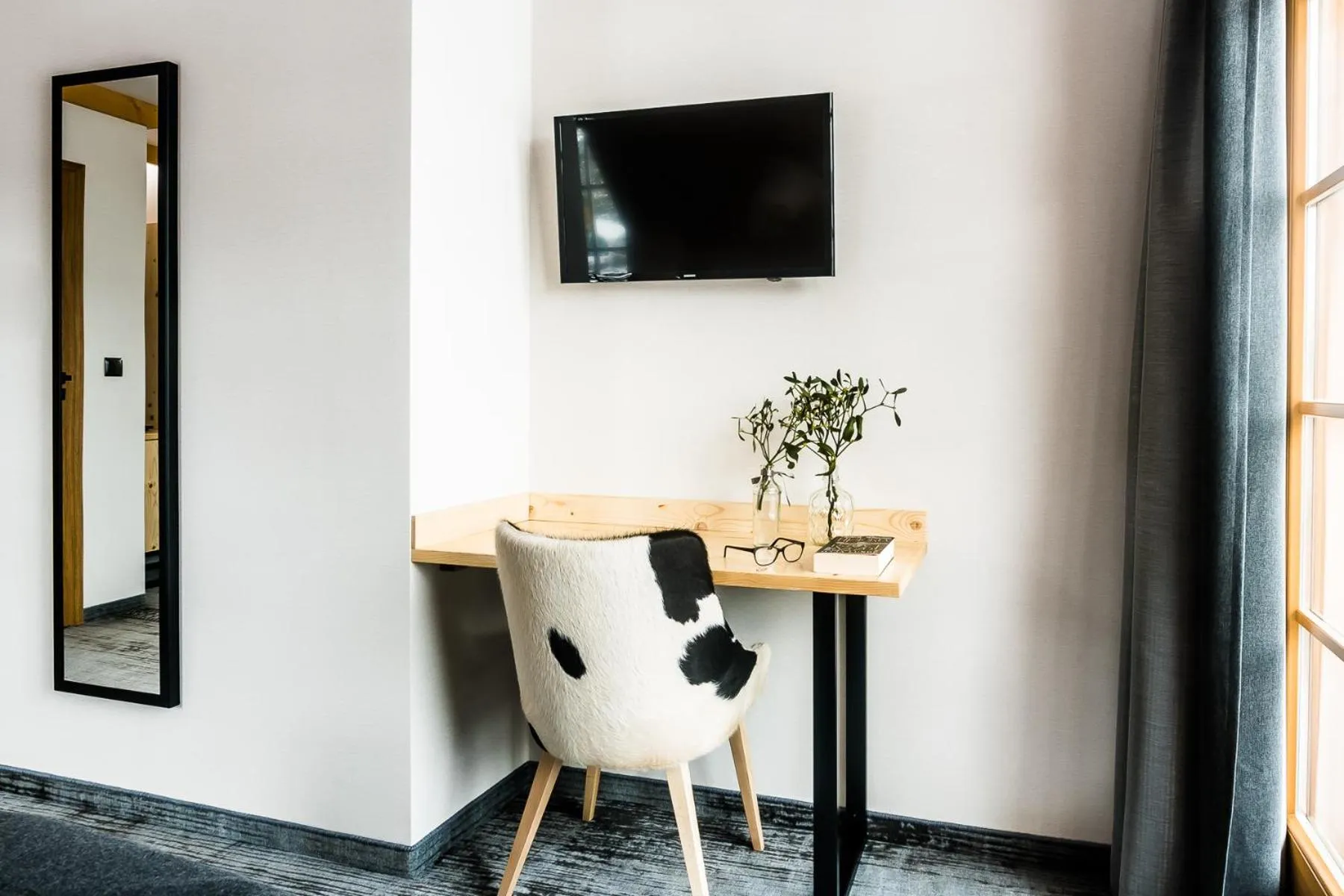 Seating area in Willa Szymaszkowa