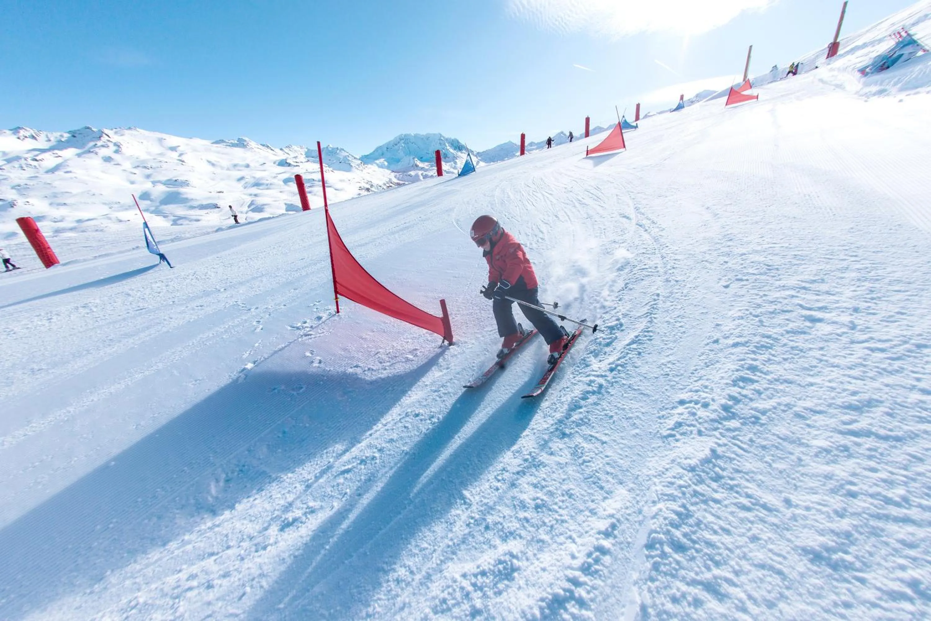 Skiing in SOWELL RESIDENCES Pierre Blanche