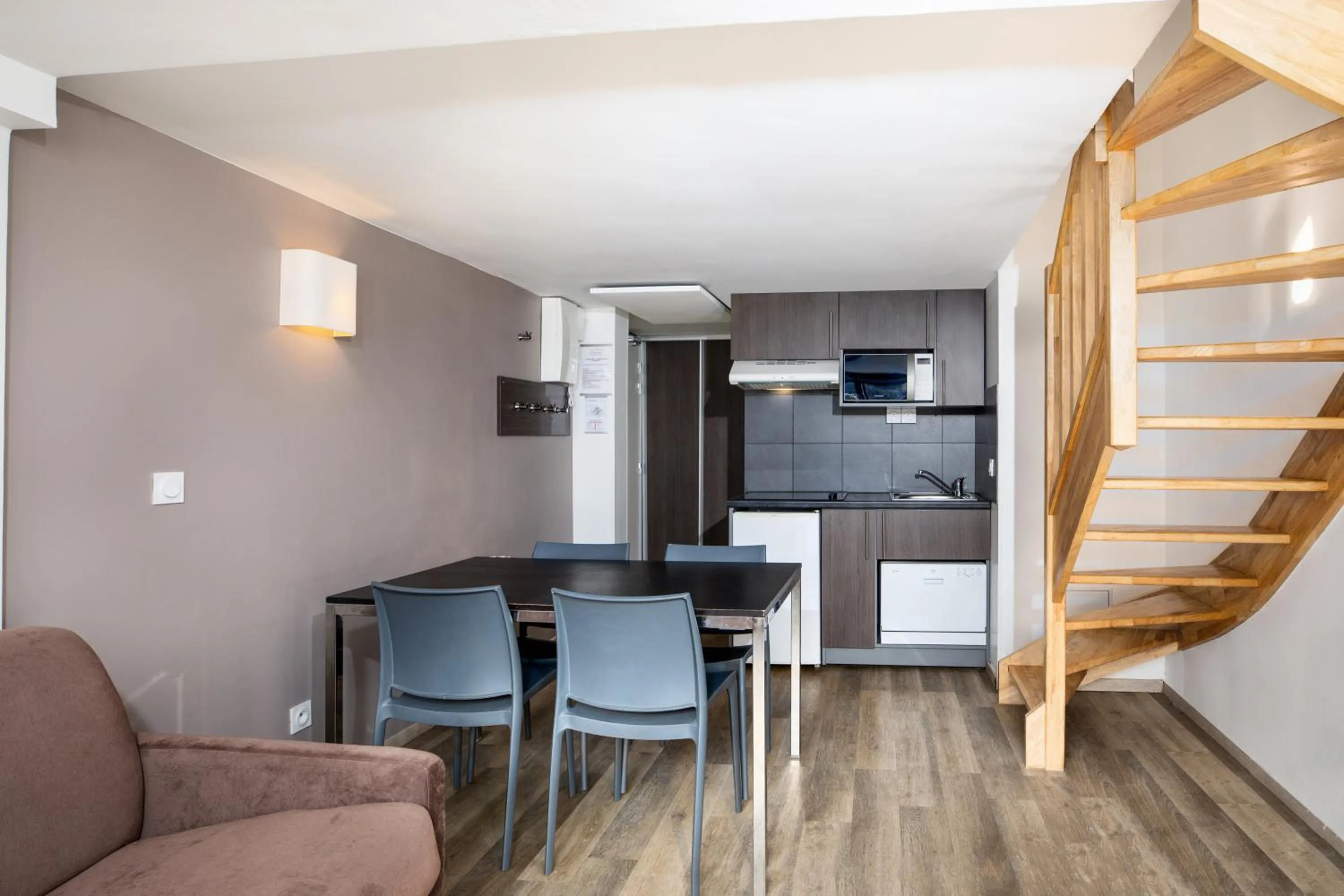 Kitchen or kitchenette in SOWELL RESIDENCES Pierre Blanche