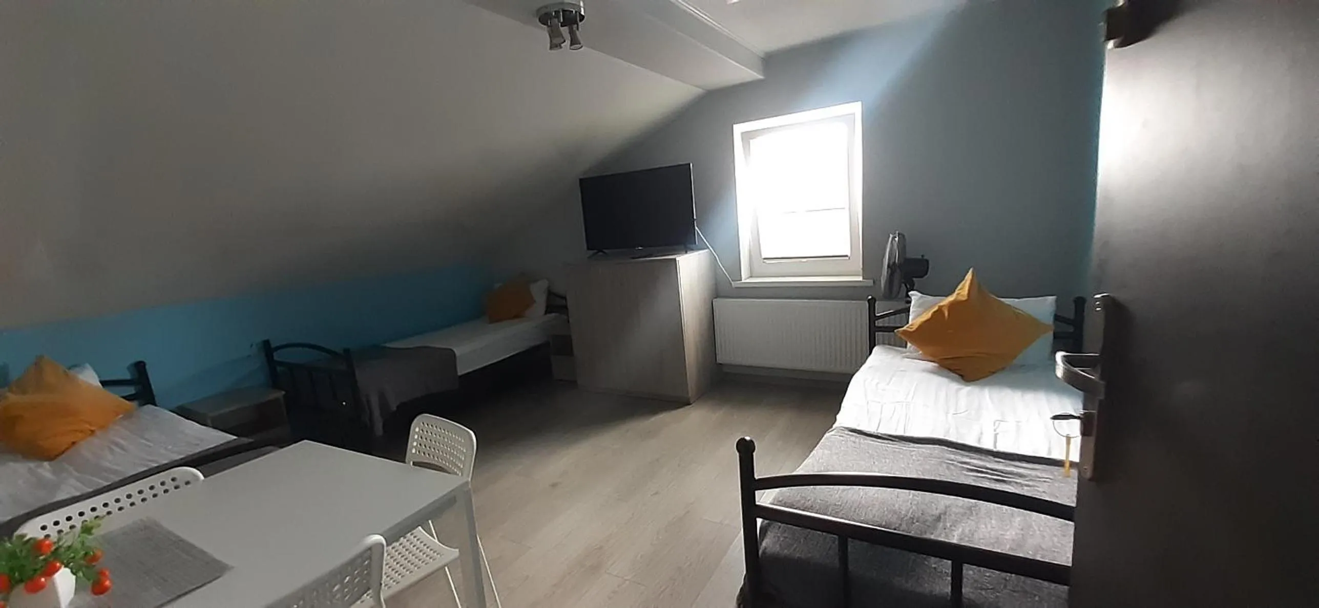 Pokoje blisko SUNTAGO