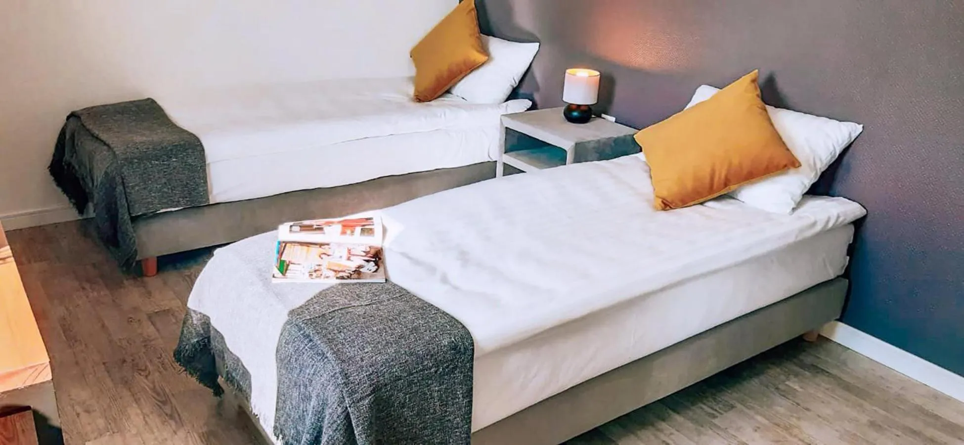 Photo of the whole room, Bed in Pokoje blisko SUNTAGO