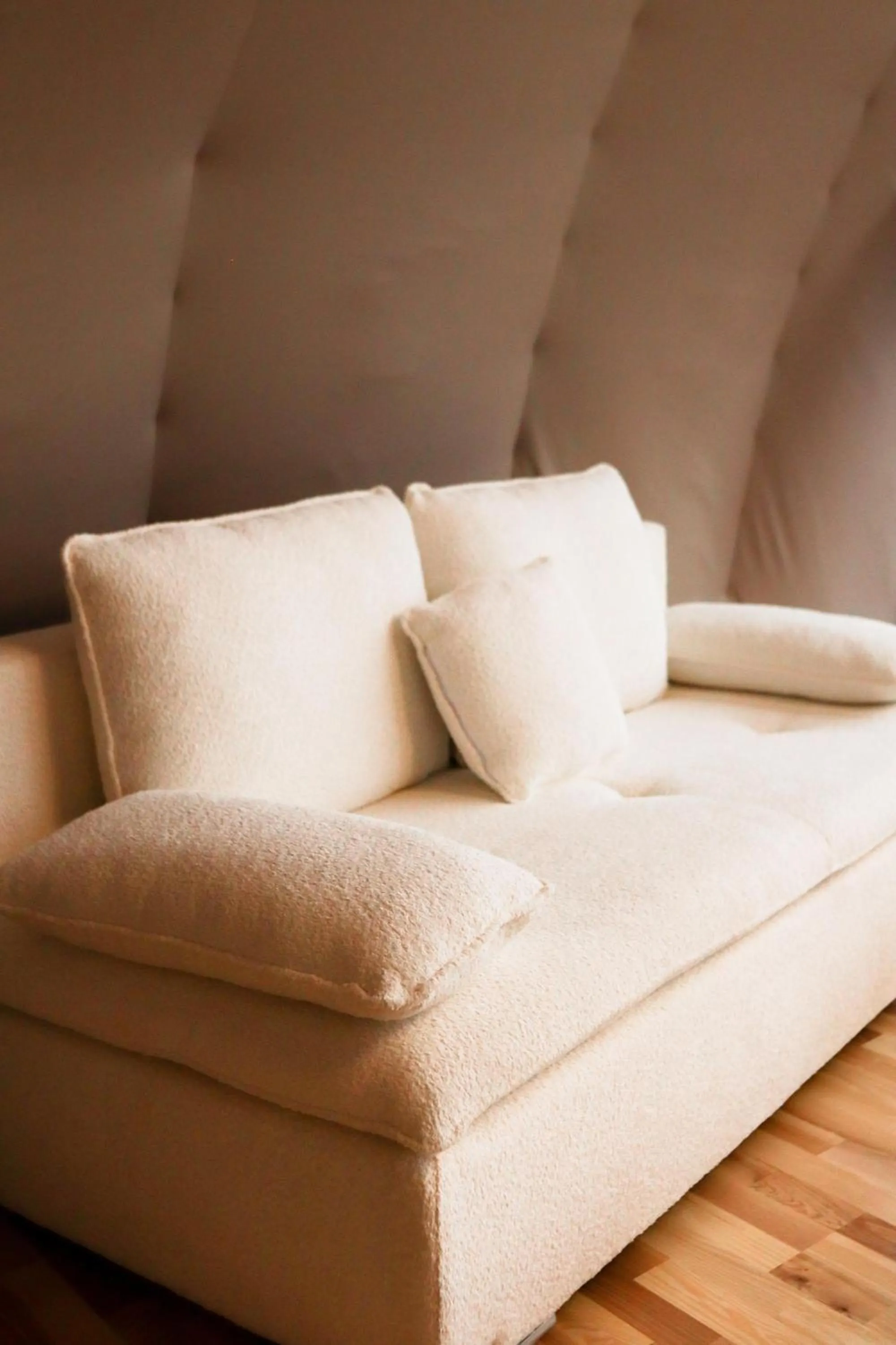 Bed in Wellland Hotel