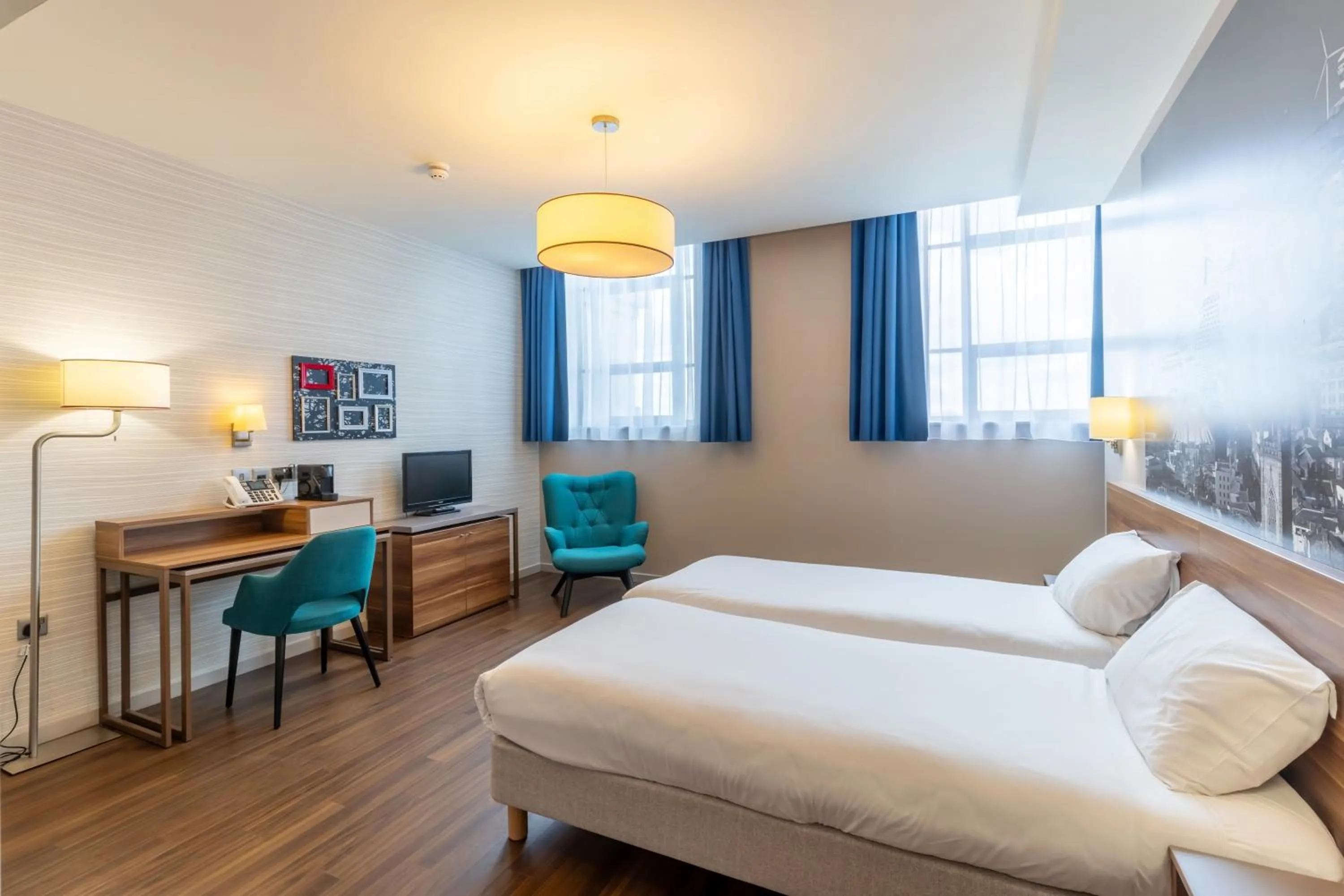 Bedroom, Bed in Aparthotel Adagio Liverpool City Centre