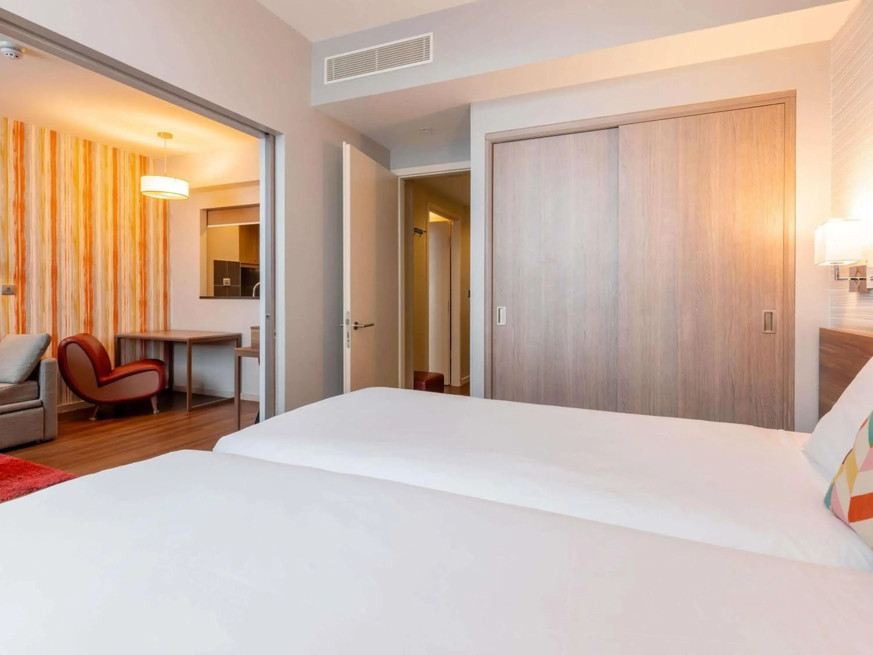 Bedroom, Bed in Aparthotel Adagio Liverpool City Centre Bedroom, Bed in Aparthotel Adagio Liverpool City Centre