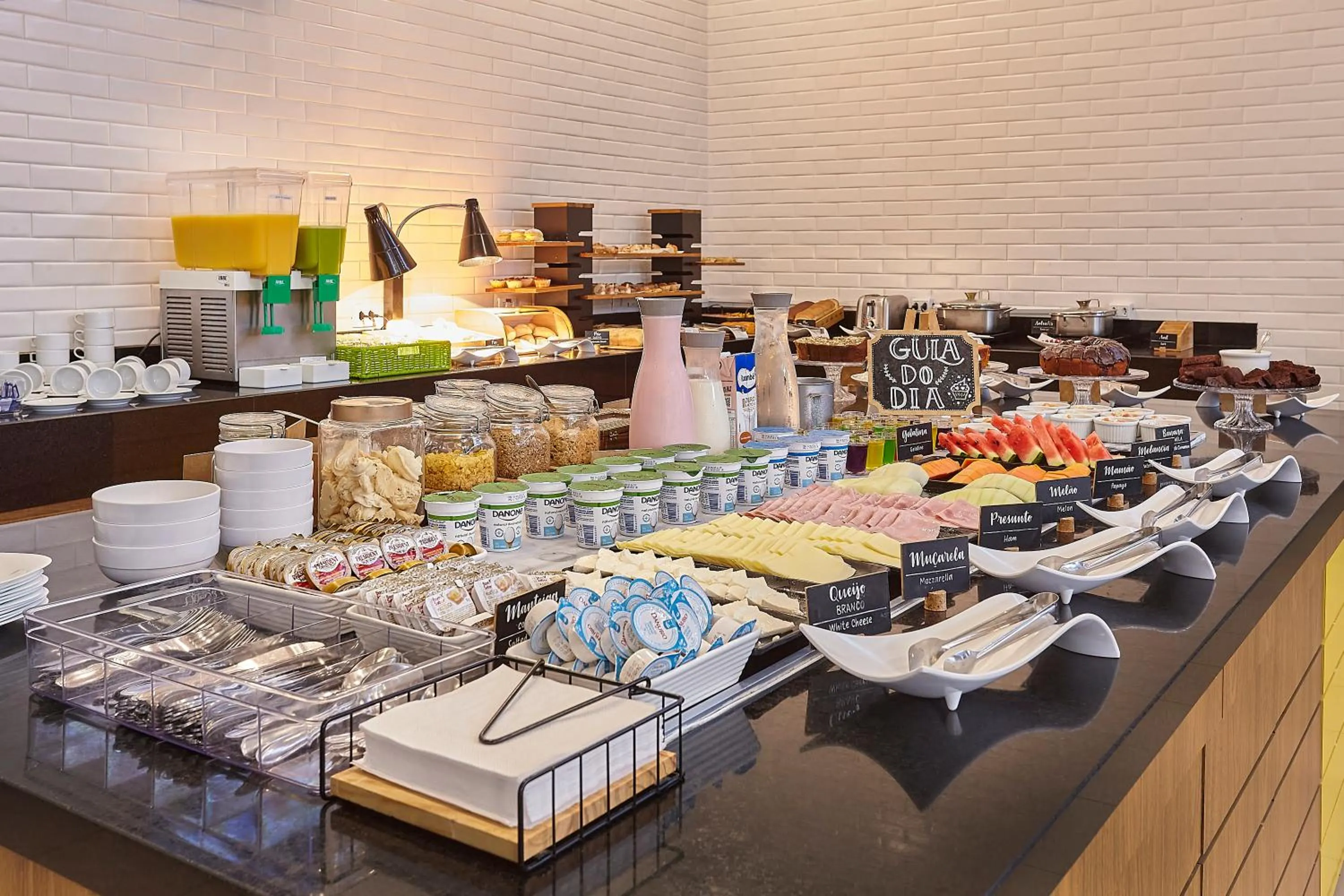 Breakfast in Hotel Nacional Inn Bauru