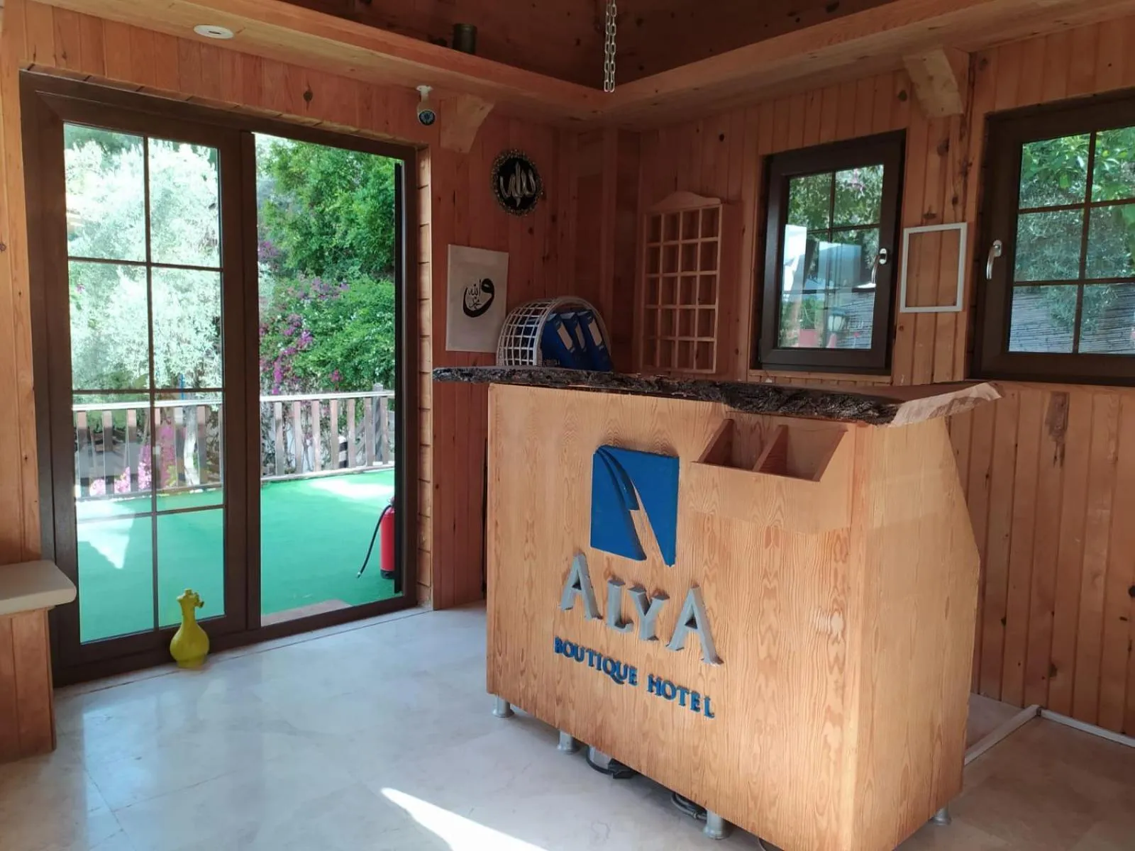 Lobby or reception in Alya Hotel Göcek