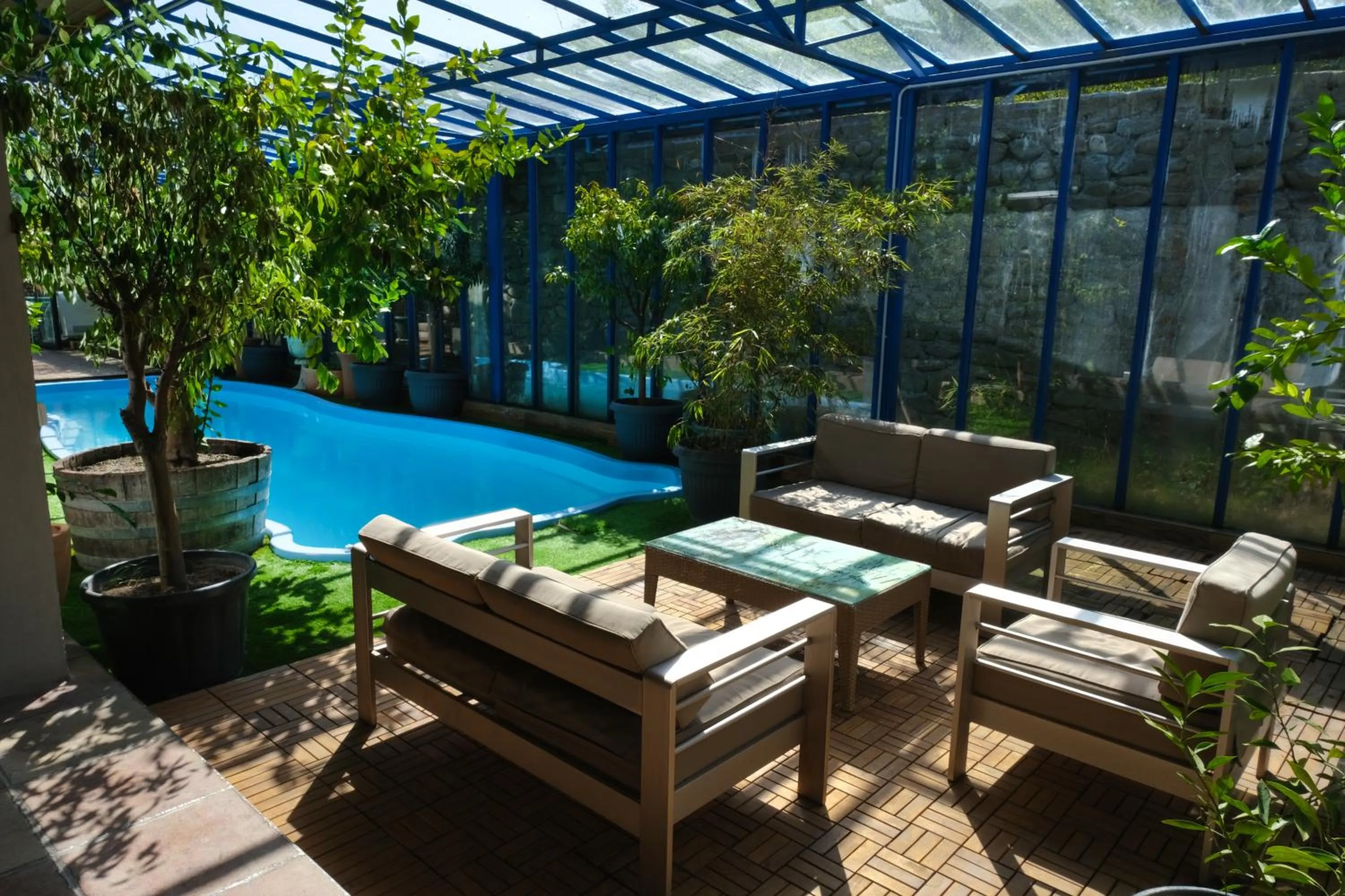 Swimming pool in Chateau Mere