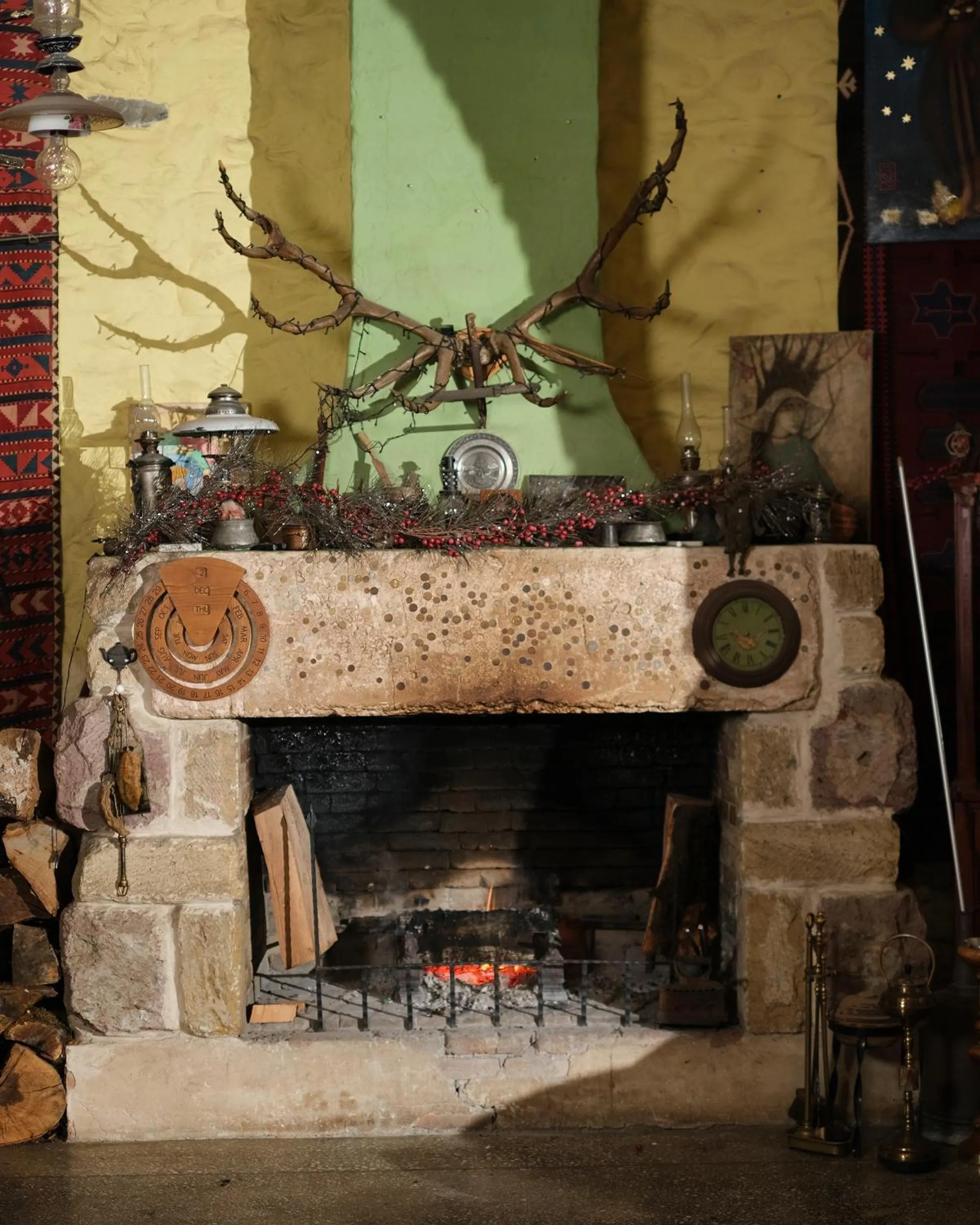 Restaurant/places to eat in Chateau Mere