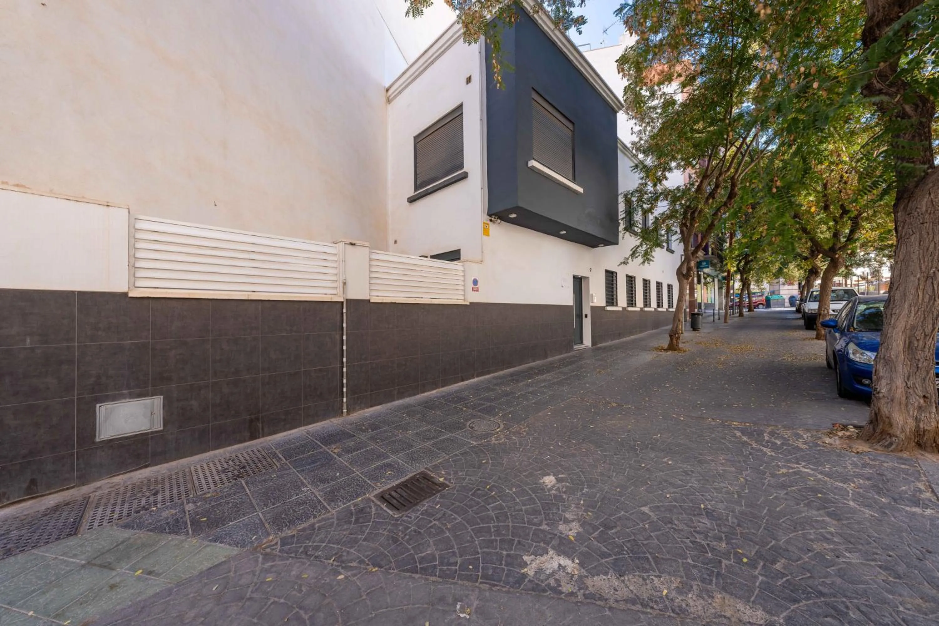 Property building in BF Rooms Almeria Centro