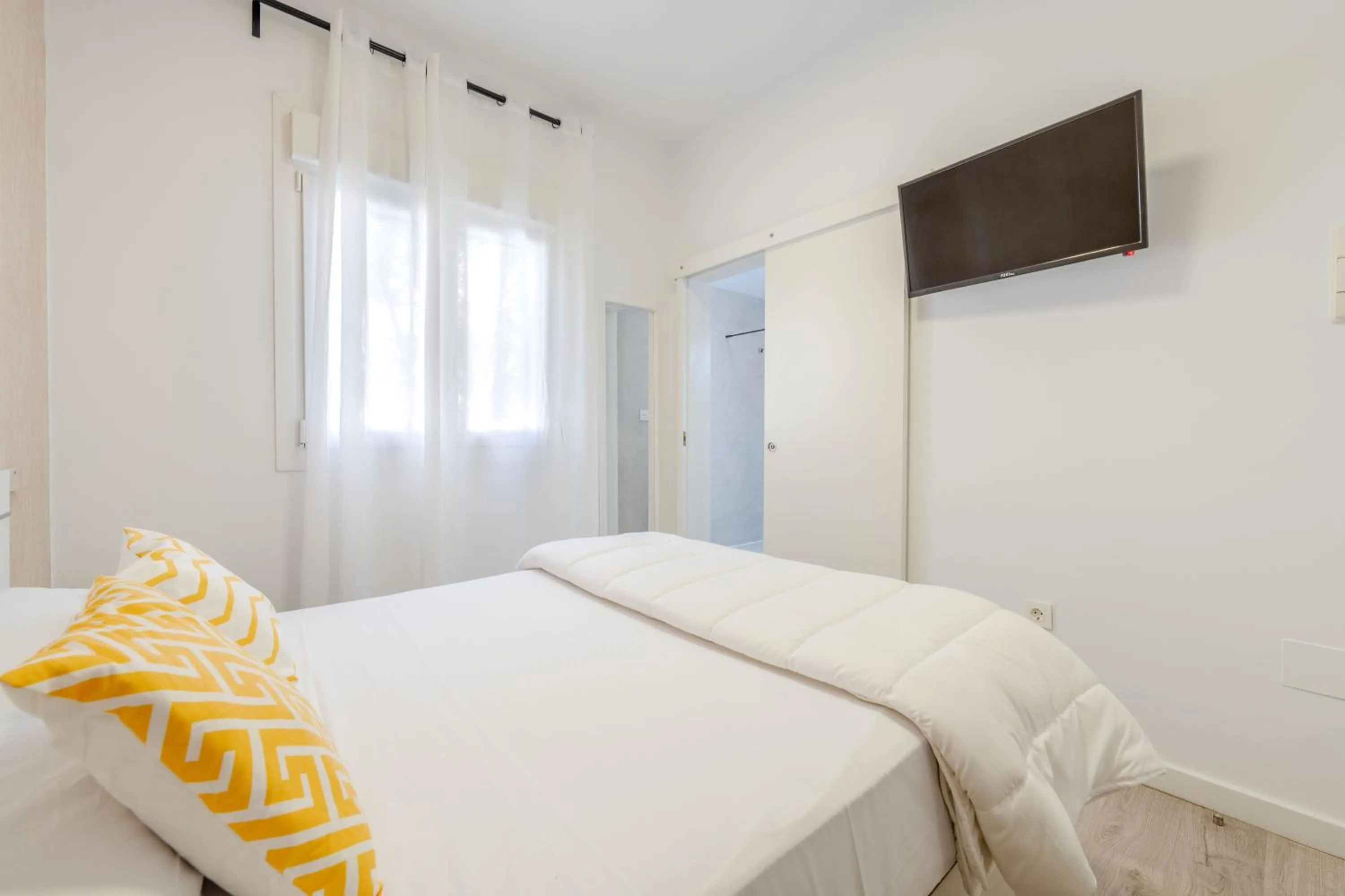 Bed in BF Rooms Almeria Centro