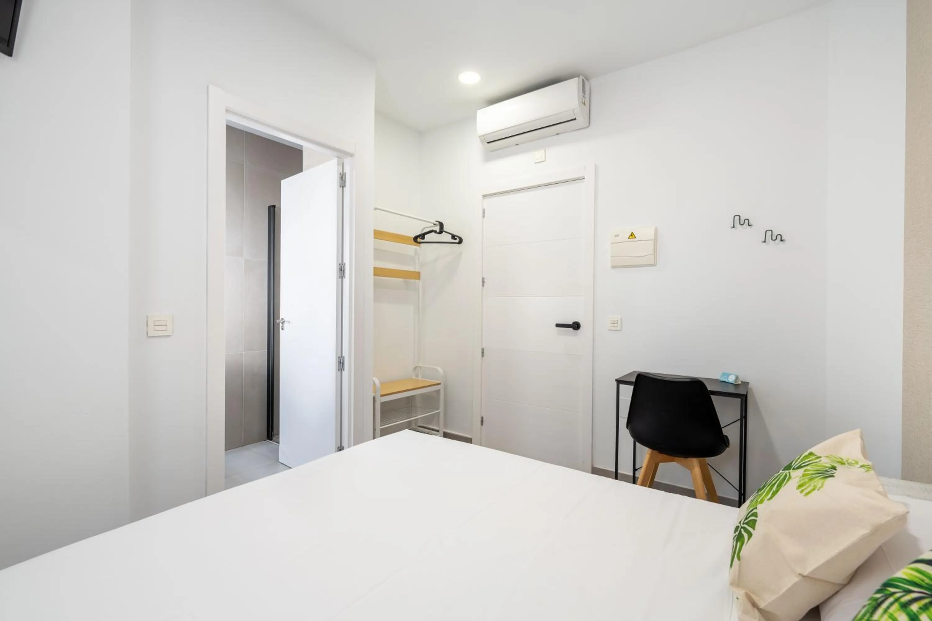 Bed in BF Rooms Almeria Centro