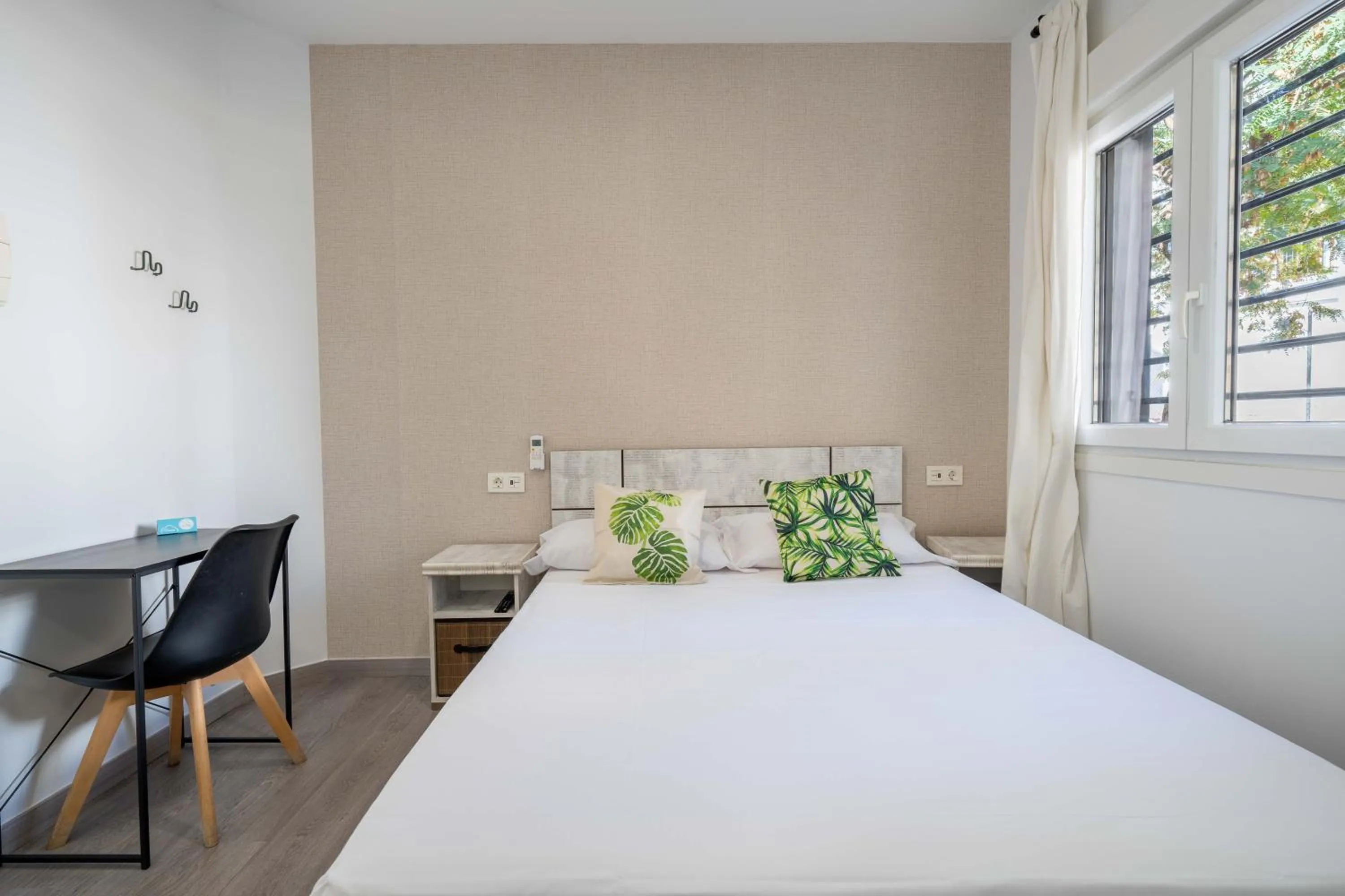 Bed in BF Rooms Almeria Centro