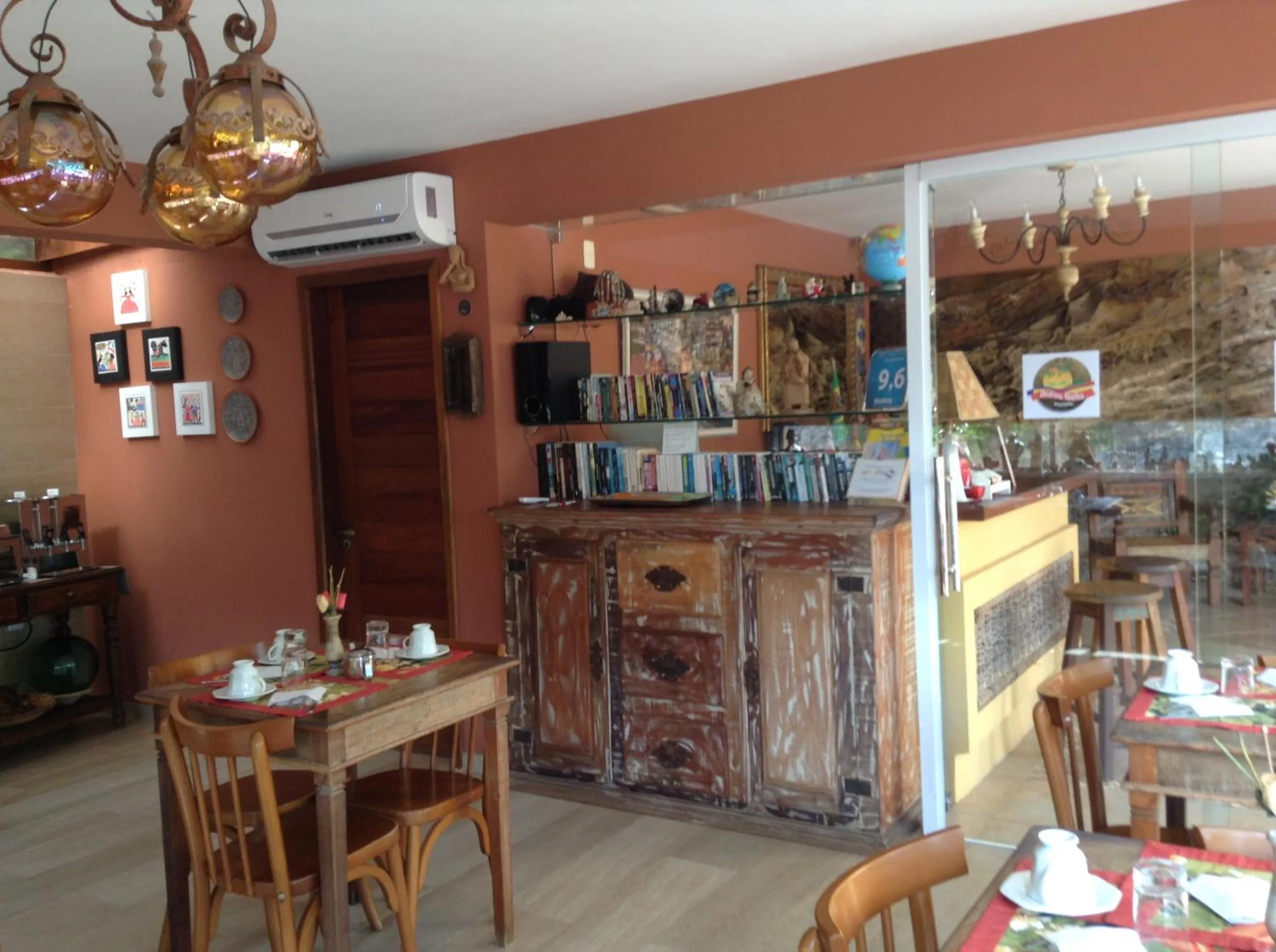 Restaurant/places to eat in Pousada Bahia Bella