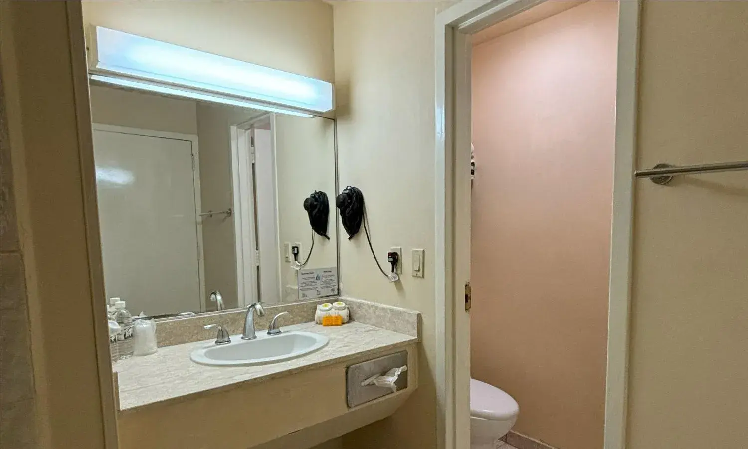 Standard Double Room with Sea View in Rosarito Beach Hotel Standard Double Room with Sea View in Rosarito Beach Hotel