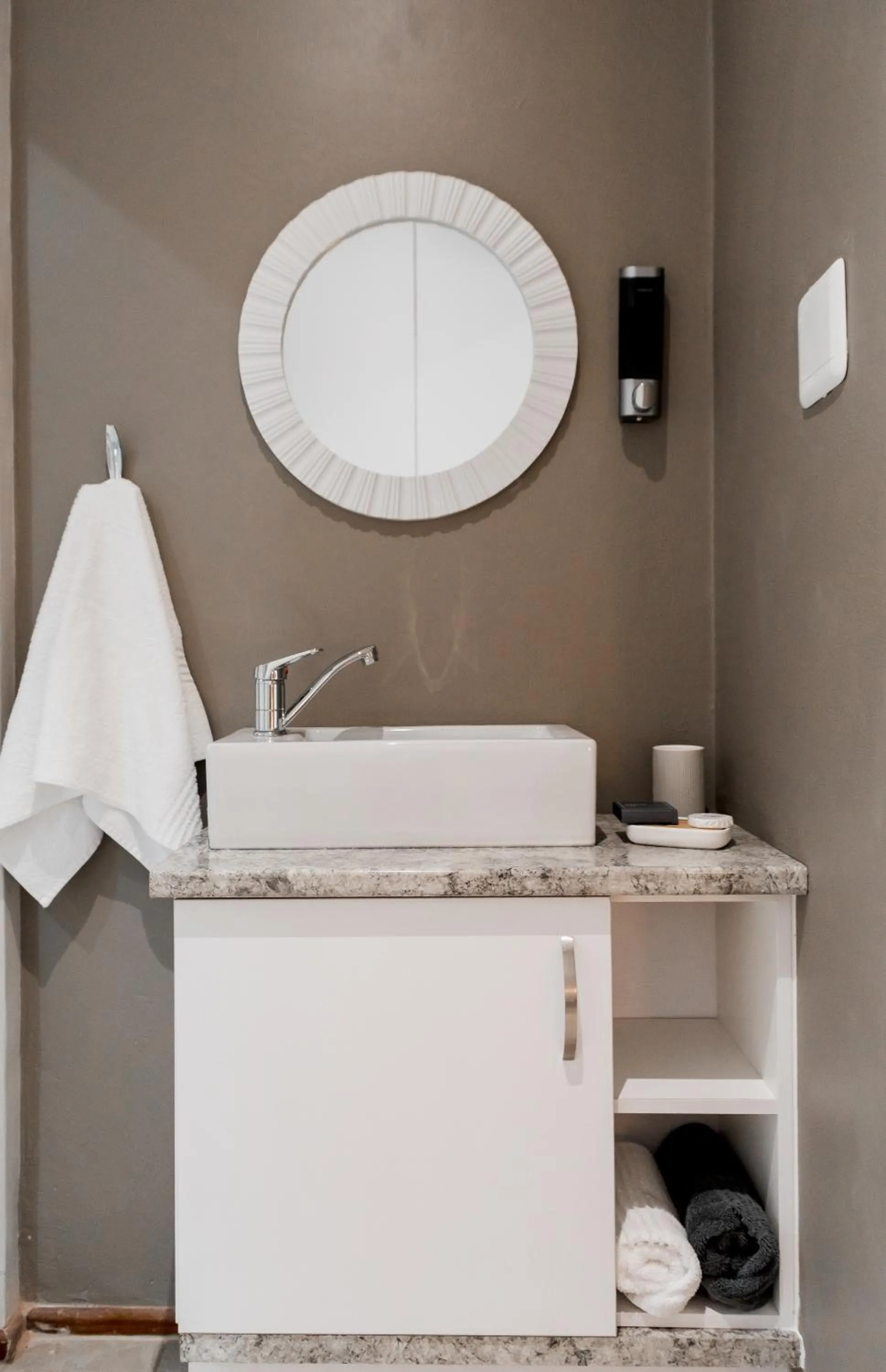 Bathroom in Wagtails Guest House